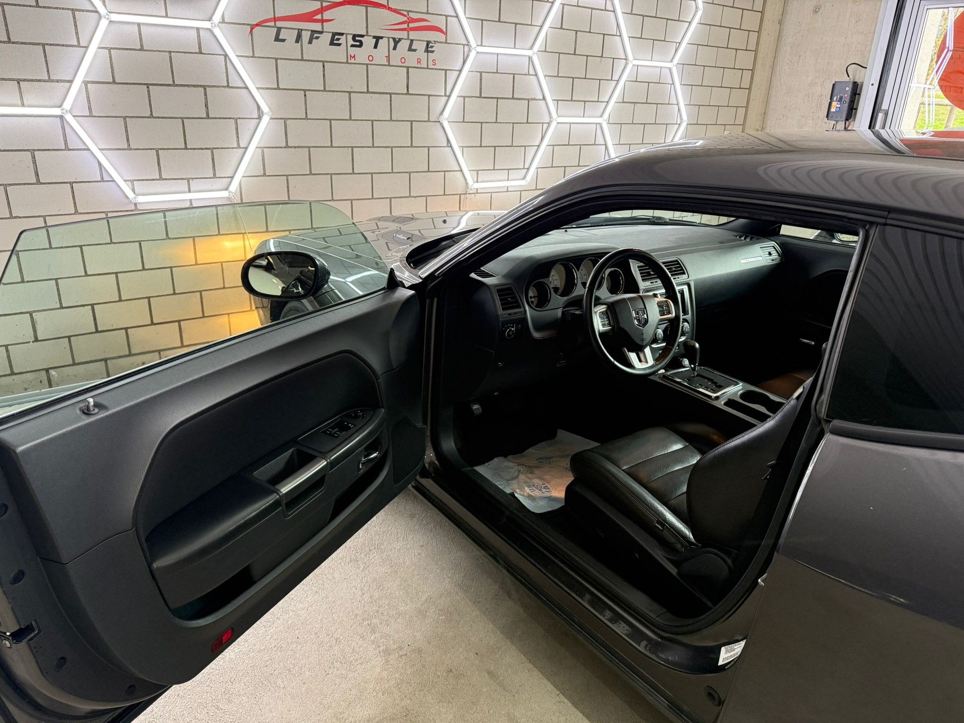 DODGE Challenger R/T - 5