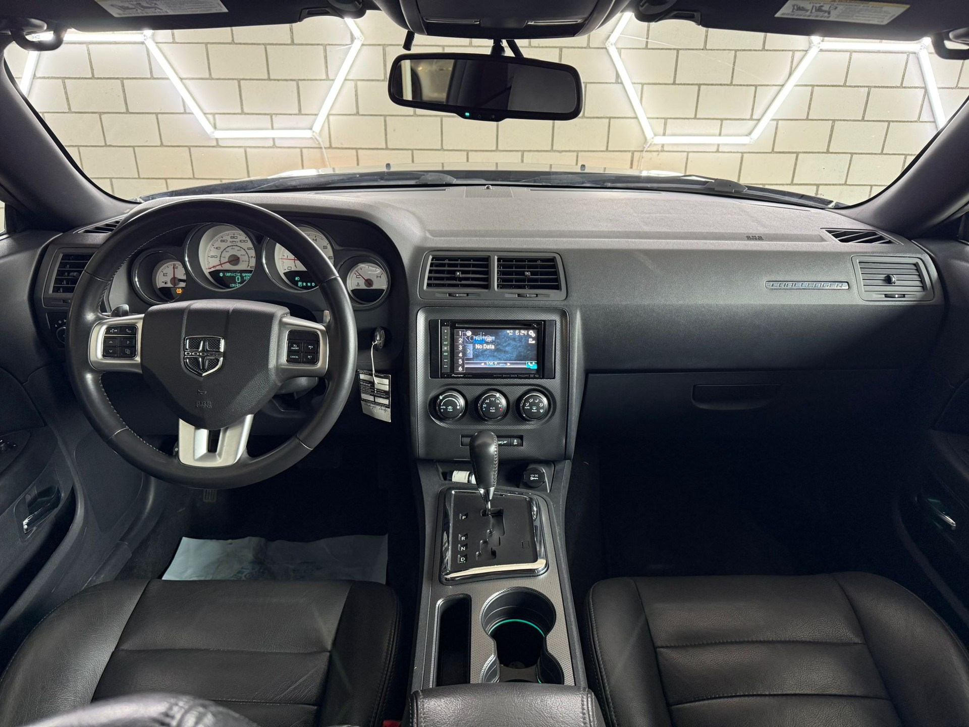 DODGE Challenger R/T - 9