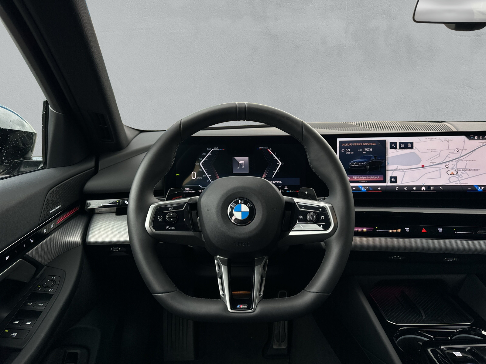 BMW 520d xDrive 48V Touring M Sport Steptronic - 16