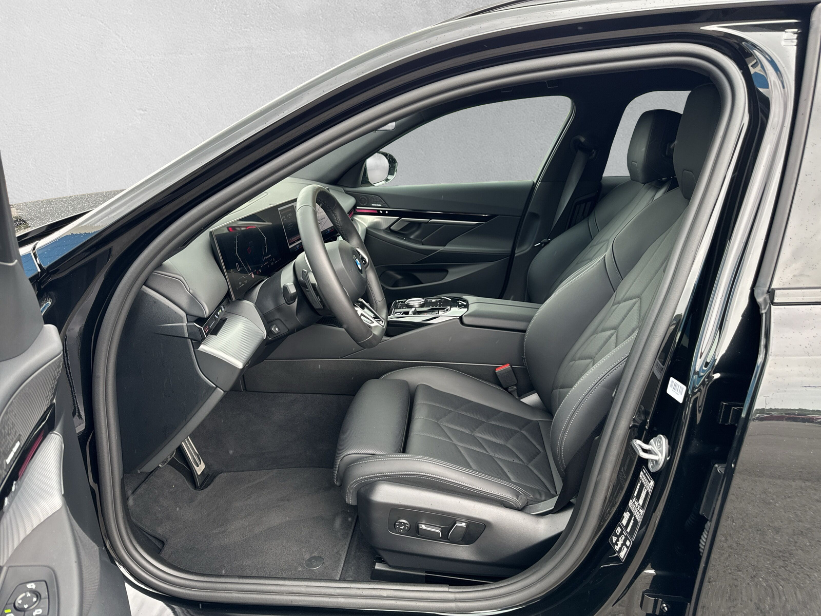 BMW 520d xDrive 48V Touring M Sport Steptronic - 11