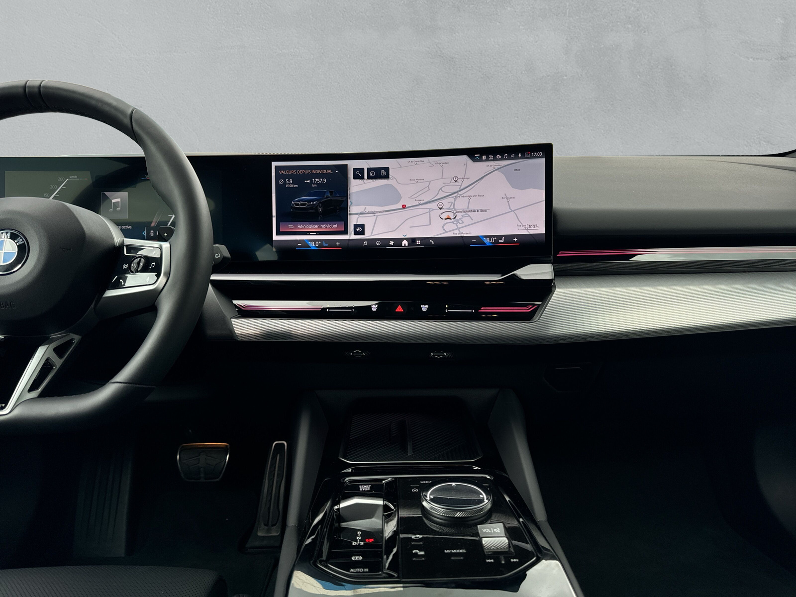 BMW 520d xDrive 48V Touring M Sport Steptronic - 14