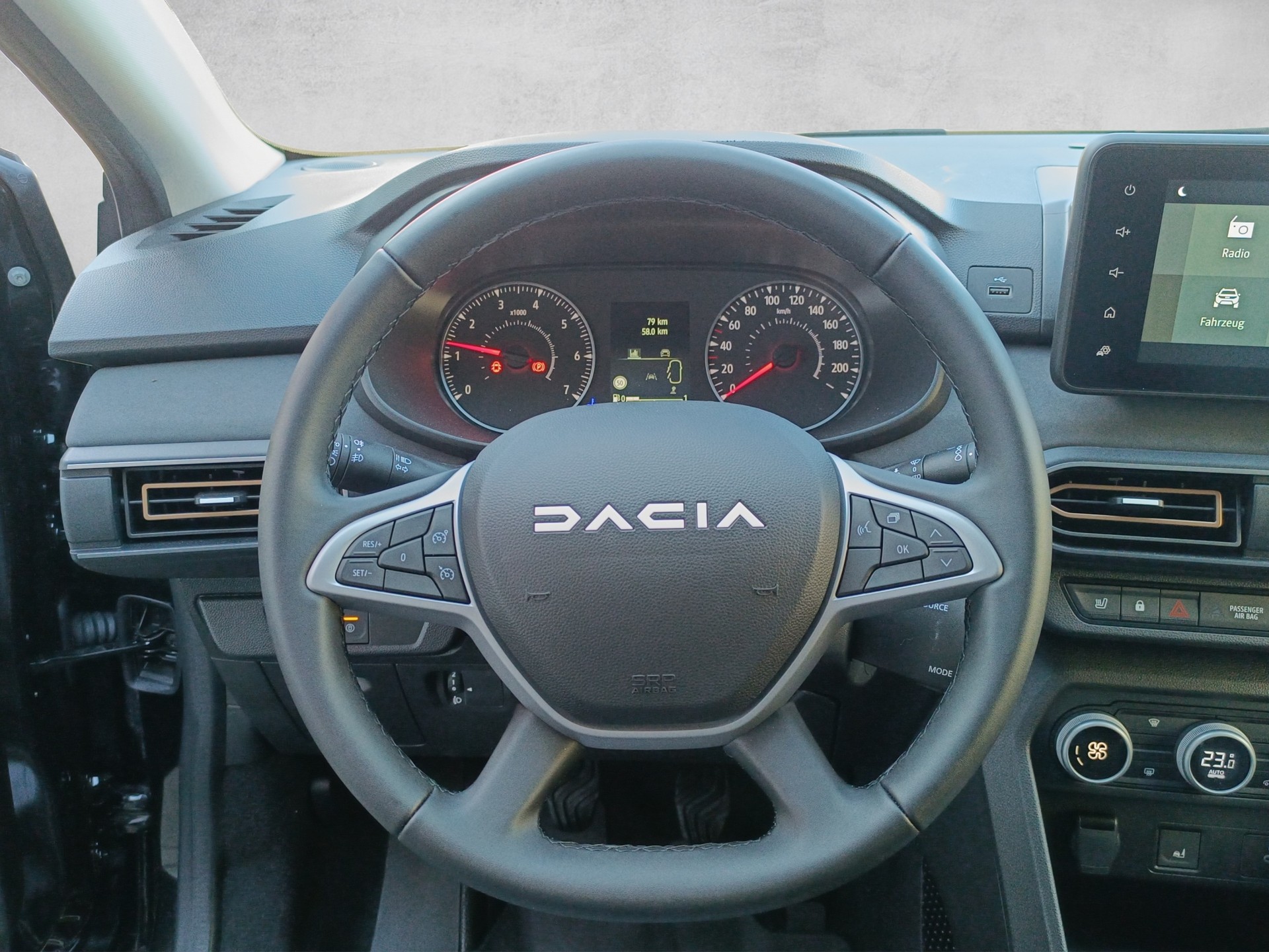 DACIA Jogger TCe 110 Extreme - 13