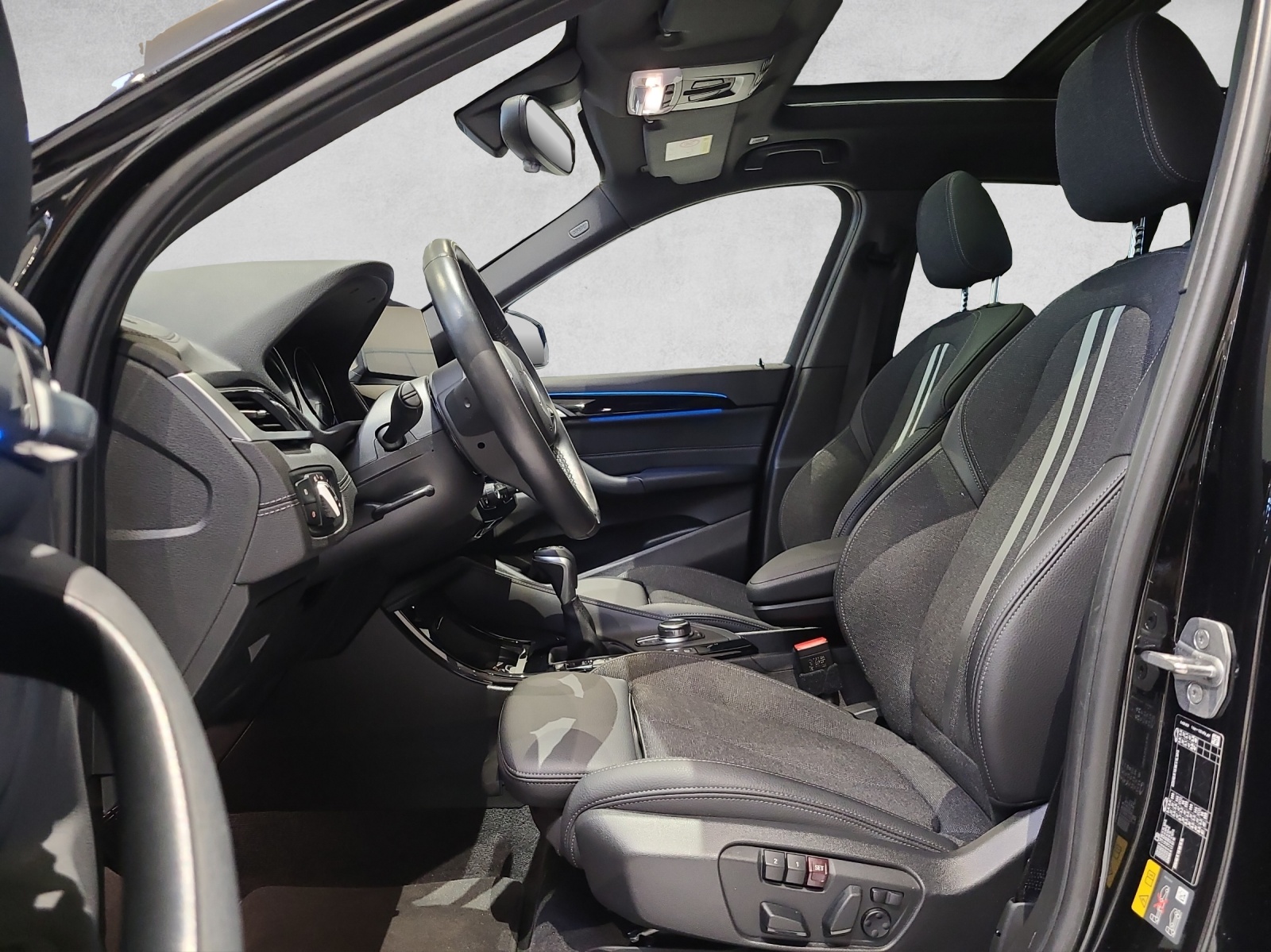 BMW X1 xDrive 25e M Sport Steptronic - 8