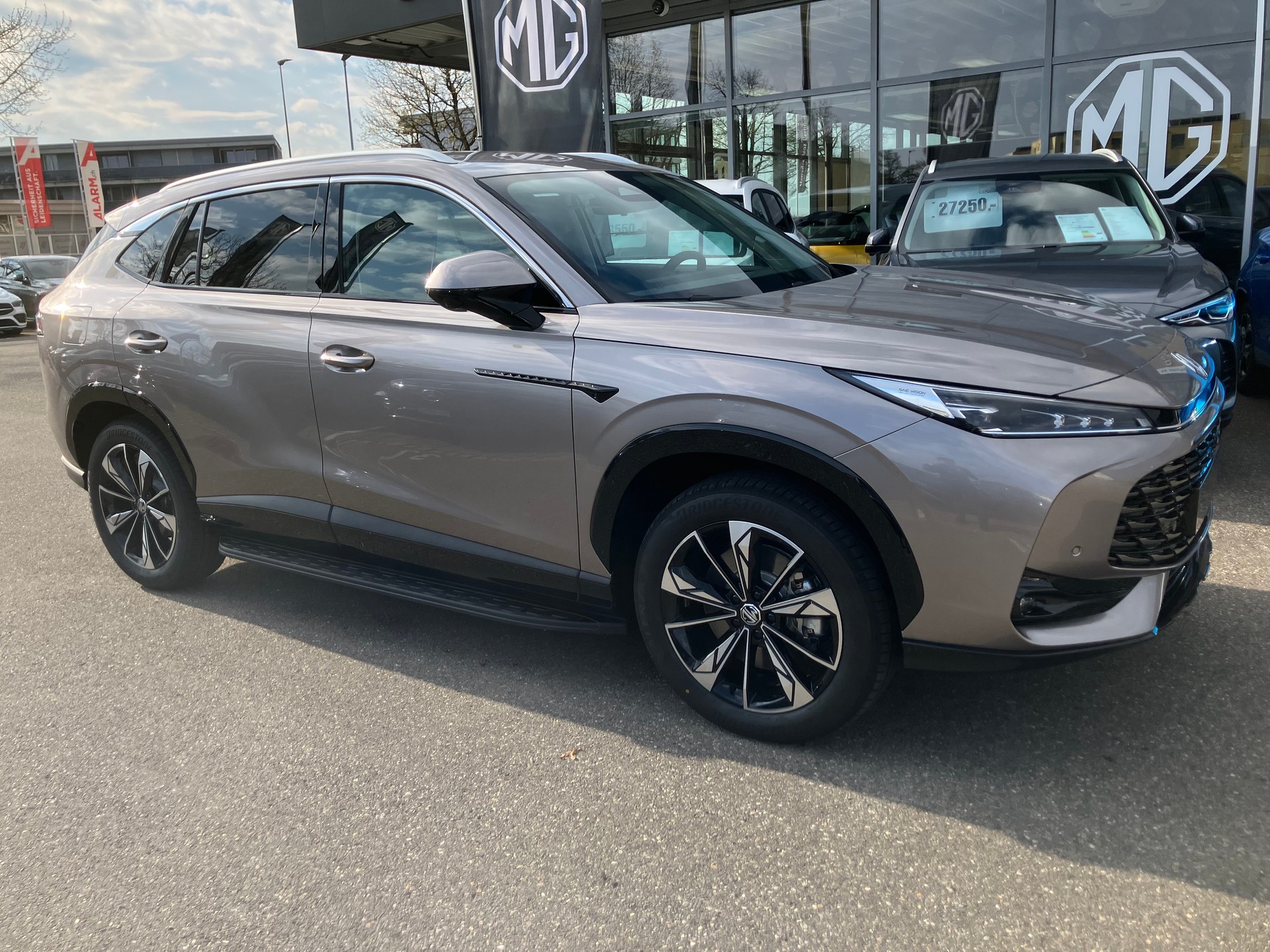 MG HS 1.5 T PHEV Luxury - 2