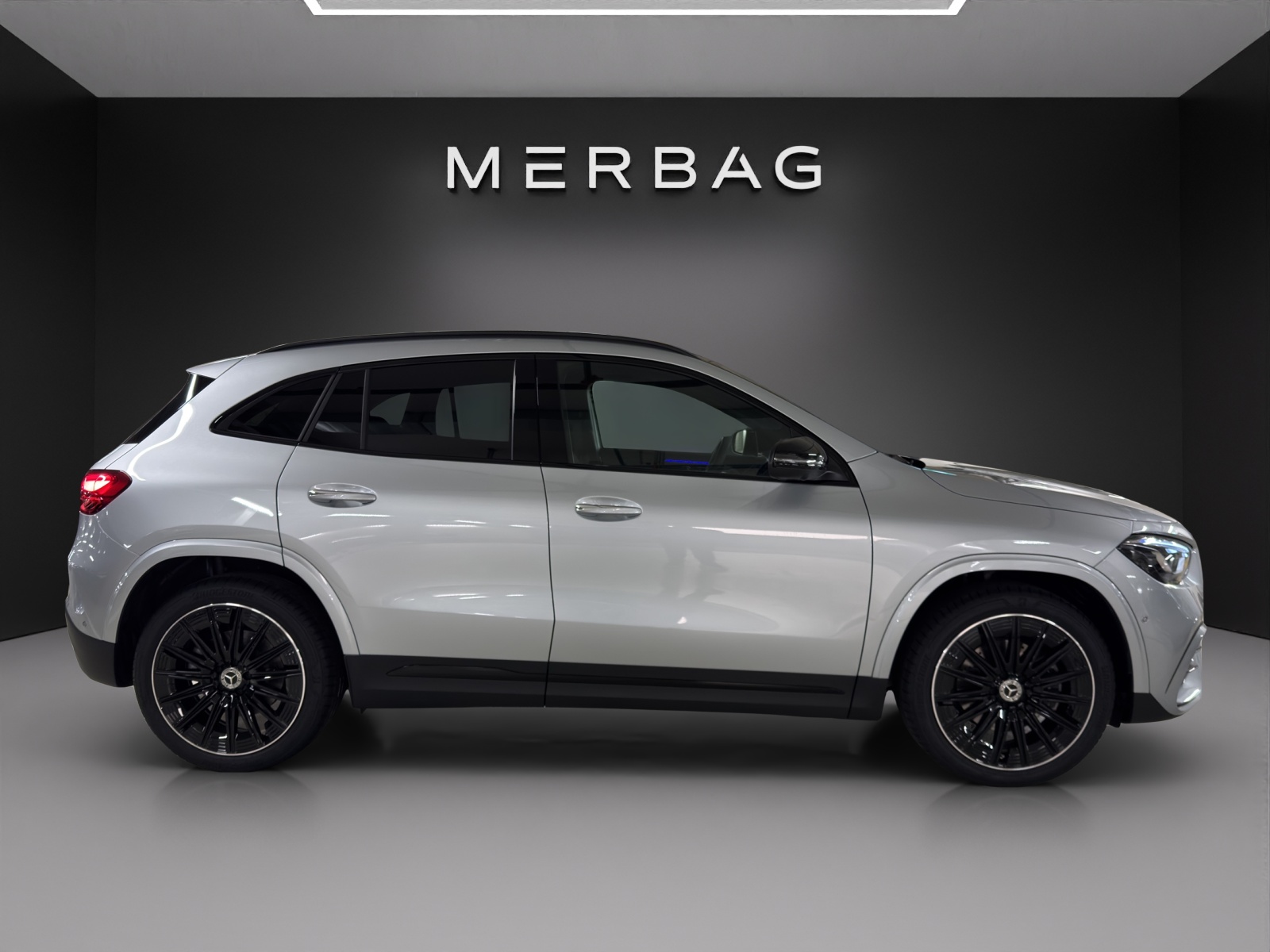MERCEDES-BENZ GLA 220d 4Matic 8G-DCT - 8