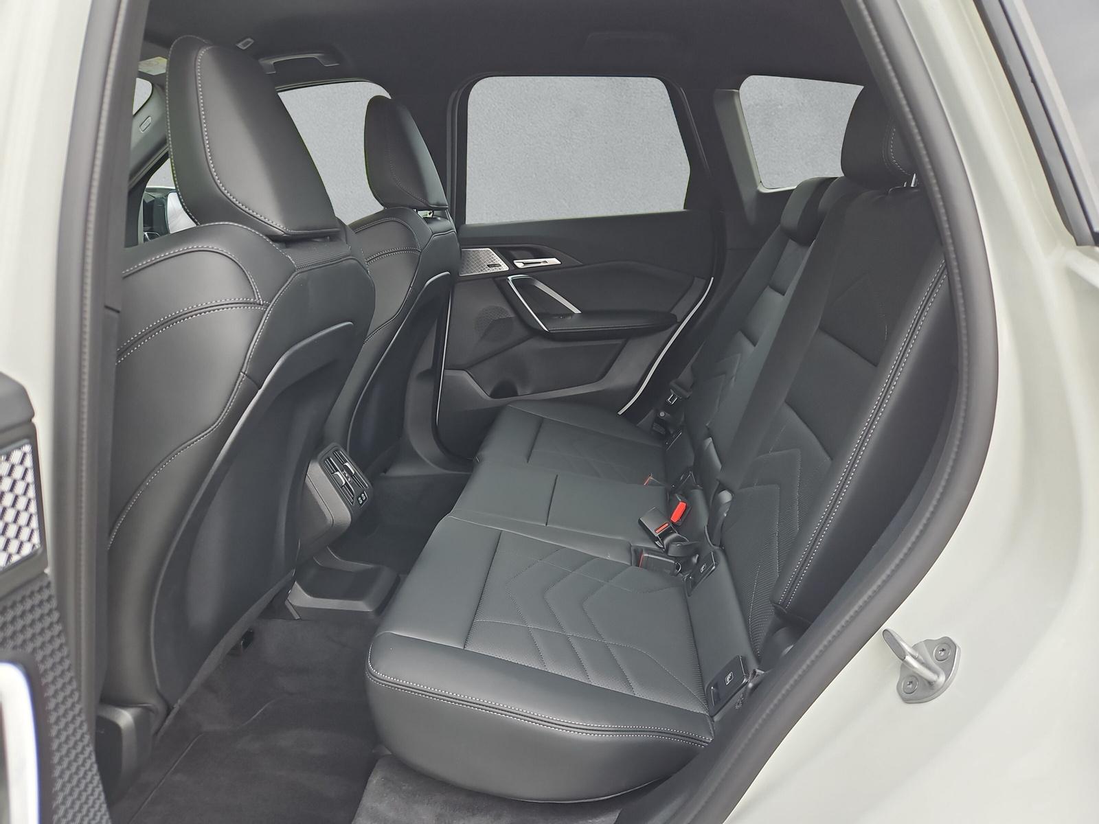 BMW X1 M35i CH - 12