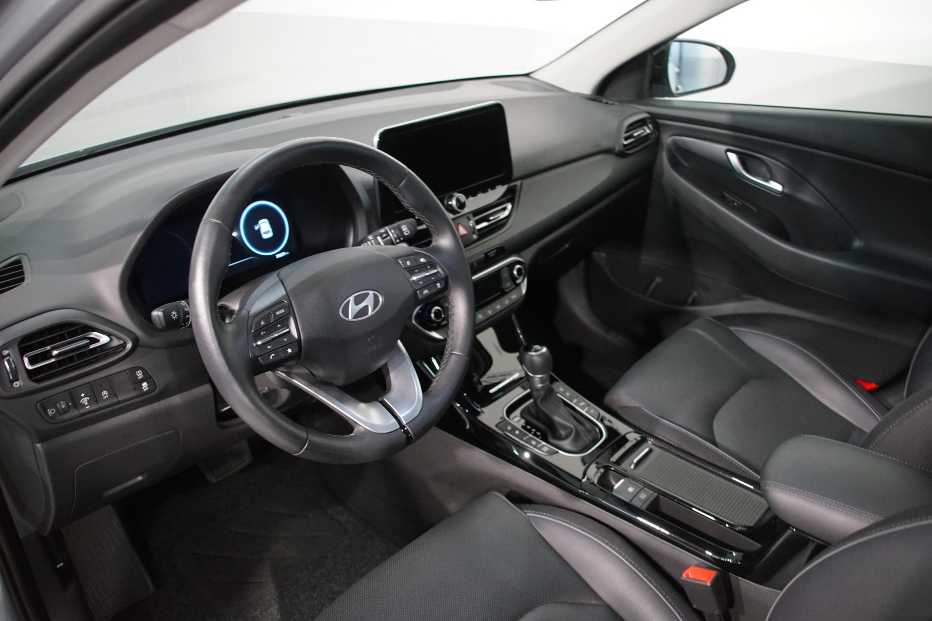 HYUNDAI i30 1.5 T-GDi Vertex 48V MH DCT *swiss* - 14