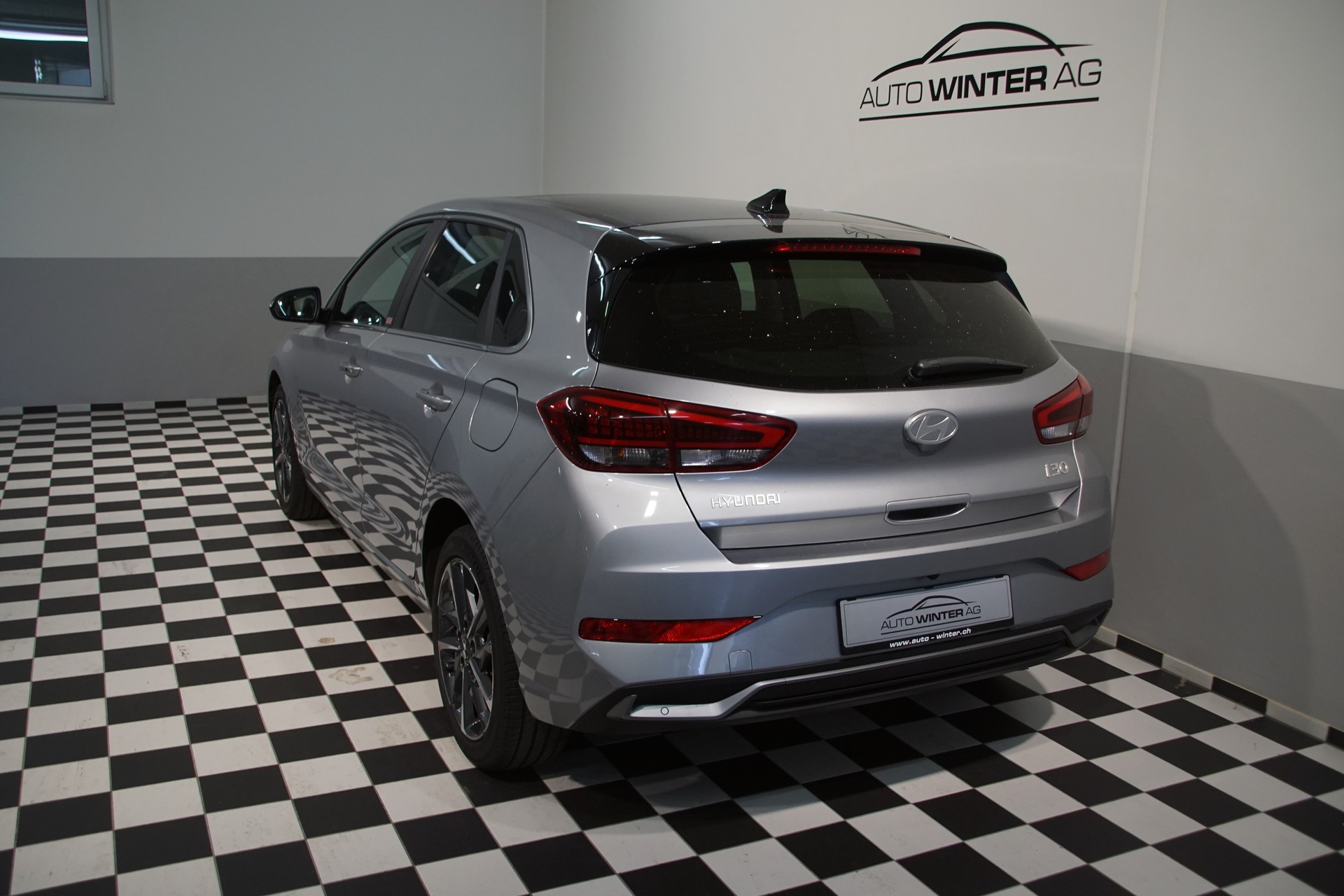 HYUNDAI i30 1.5 T-GDi Vertex 48V MH DCT *swiss* - 8