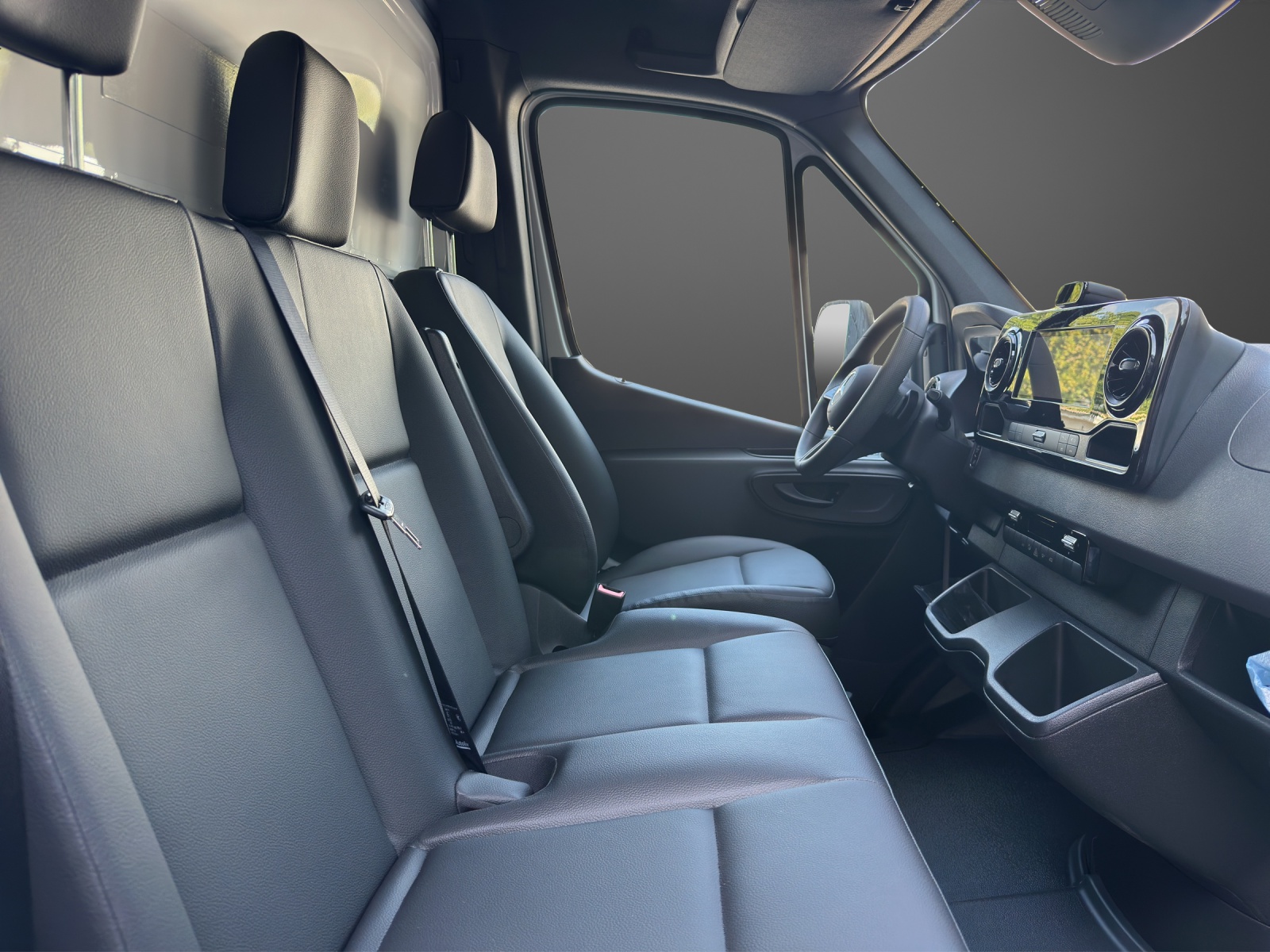 MERCEDES-BENZ Sprinter 319 CDI Lang 9G-TRONIC - 9