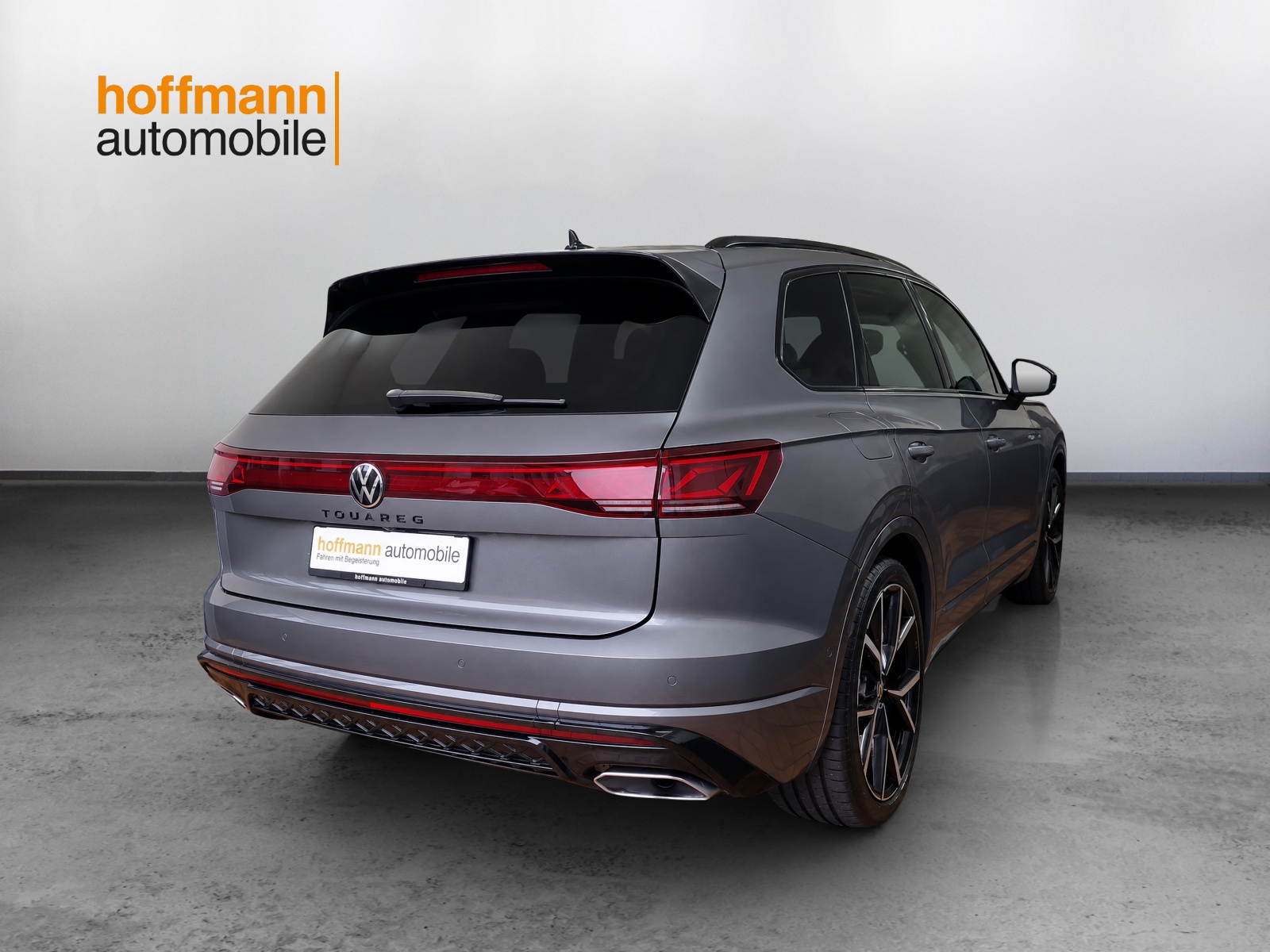 VW Touareg 3.0 TDI R-Line Tiptronic - 4