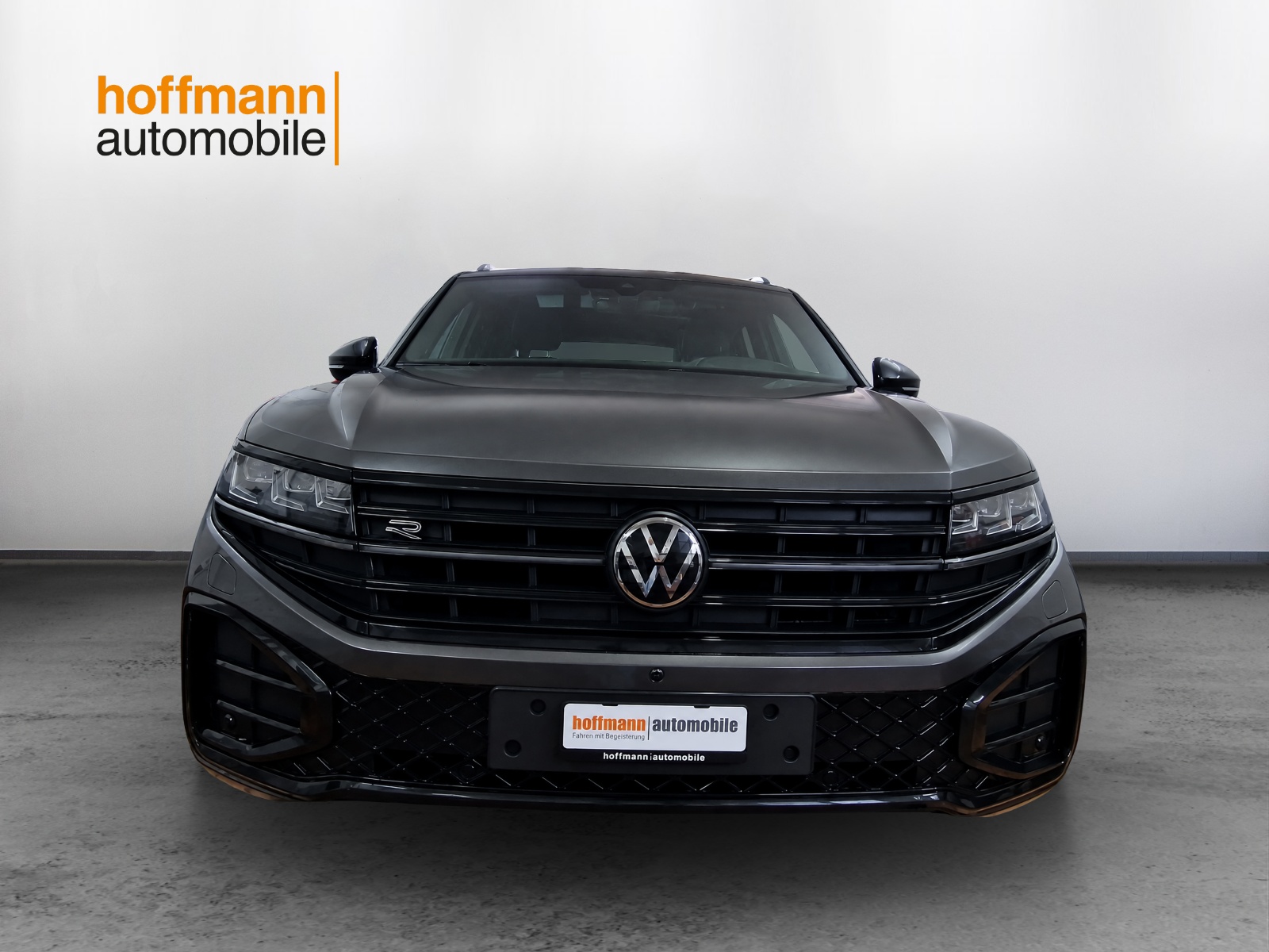VW Touareg 3.0 TDI R-Line Tiptronic - 2