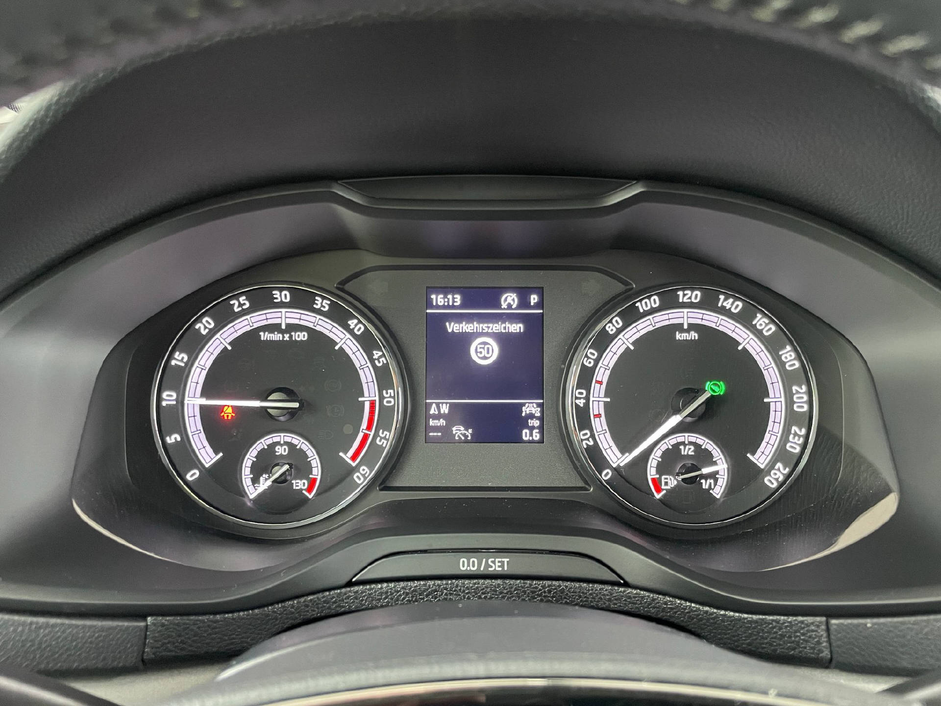 VW Touran 1.5 TSI Comfortline DSG-8