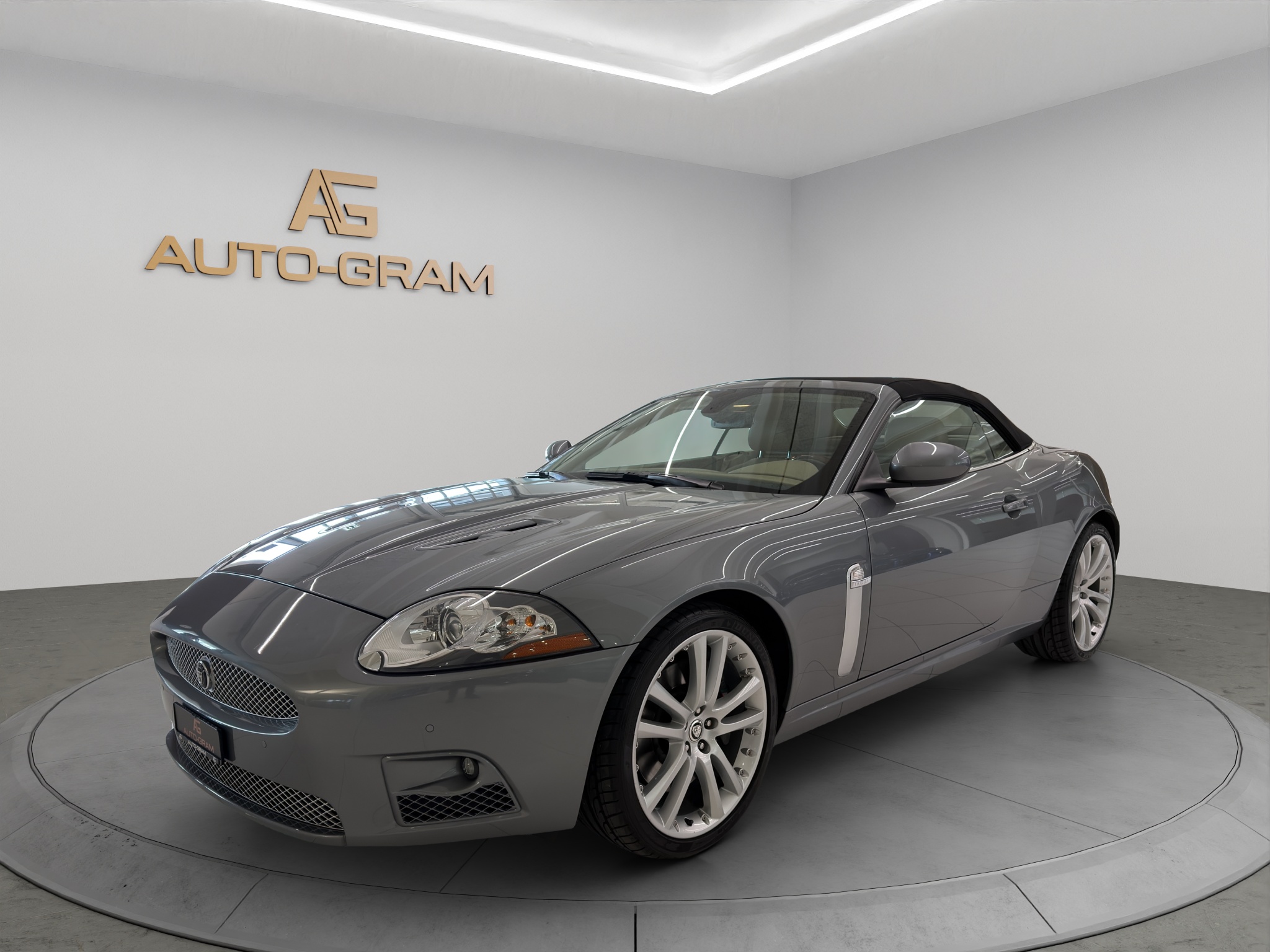 JAGUAR XK