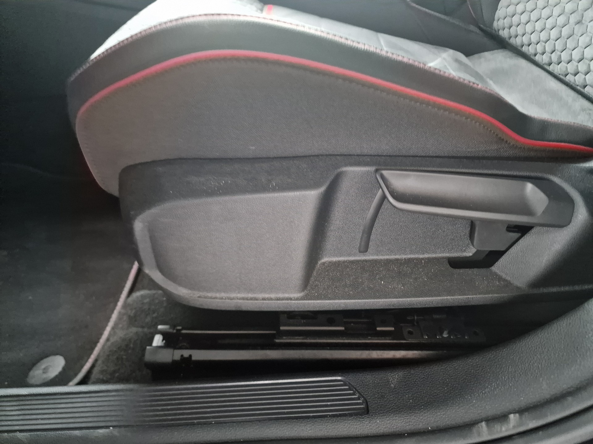 VW Golf 2.0 TSI GTI Clubsport DSG Pano 36Mt Gara - 11