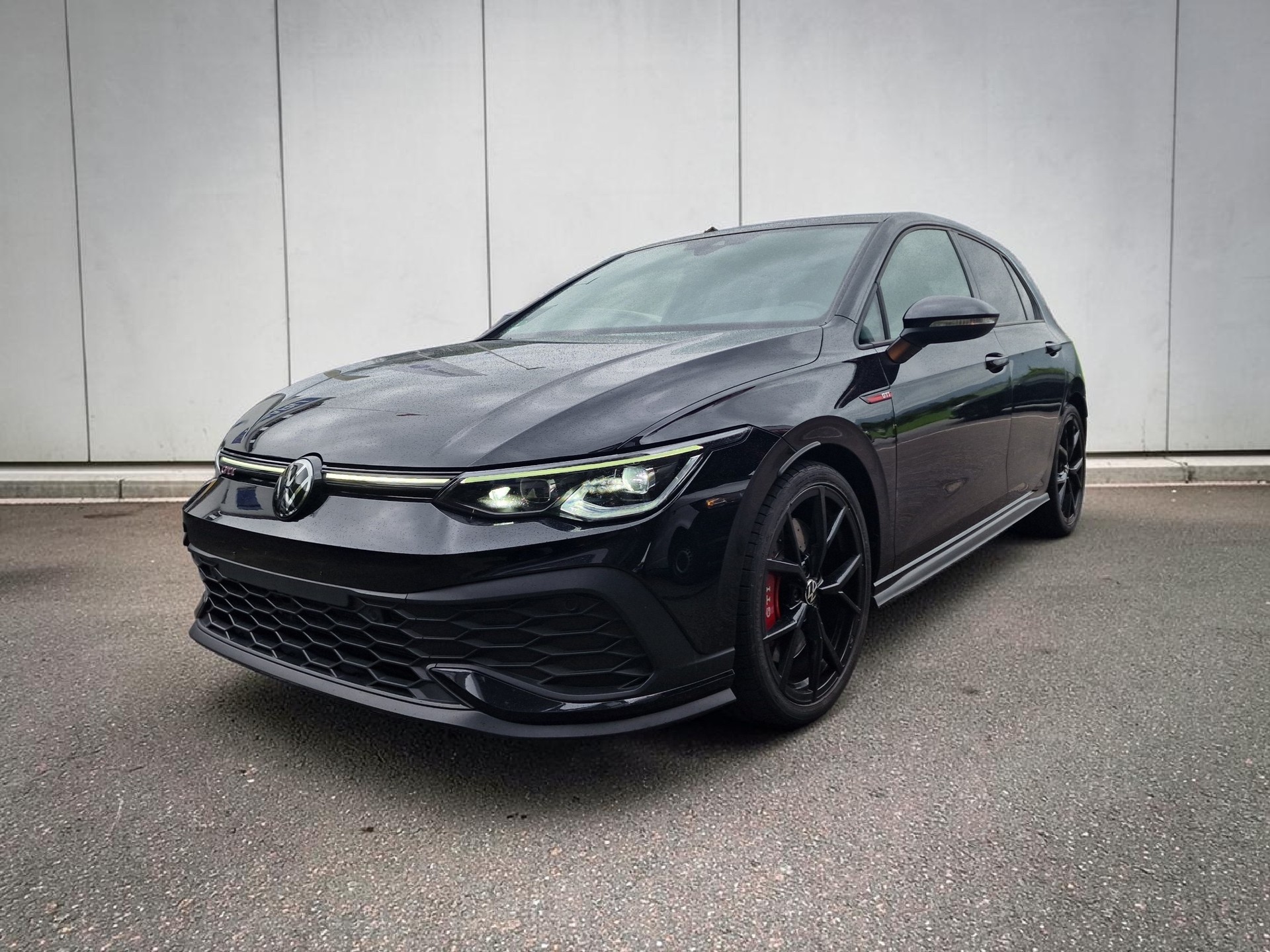 VW Golf 2.0 TSI GTI Clubsport DSG Pano 36Mt Gara - 2