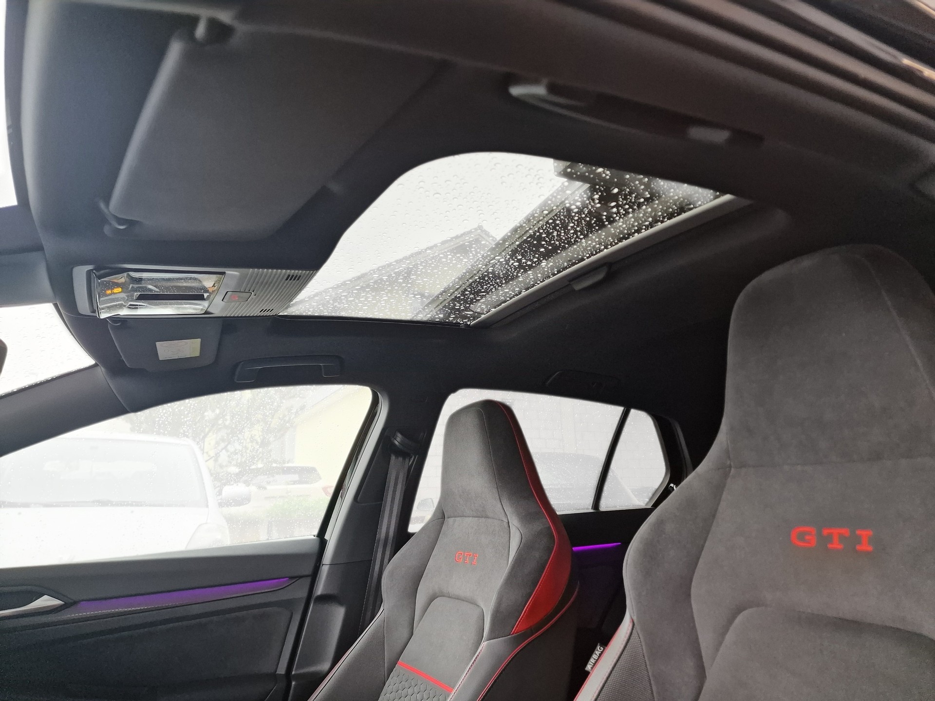 VW Golf 2.0 TSI GTI Clubsport DSG Pano 36Mt Gara - 12