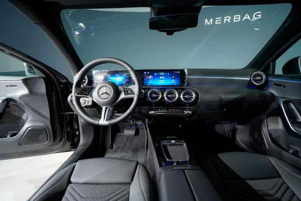 MERCEDES-BENZ A 250 4Matic 8G-DCT - 7