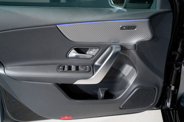 MERCEDES-BENZ A 250 4Matic 8G-DCT - 10
