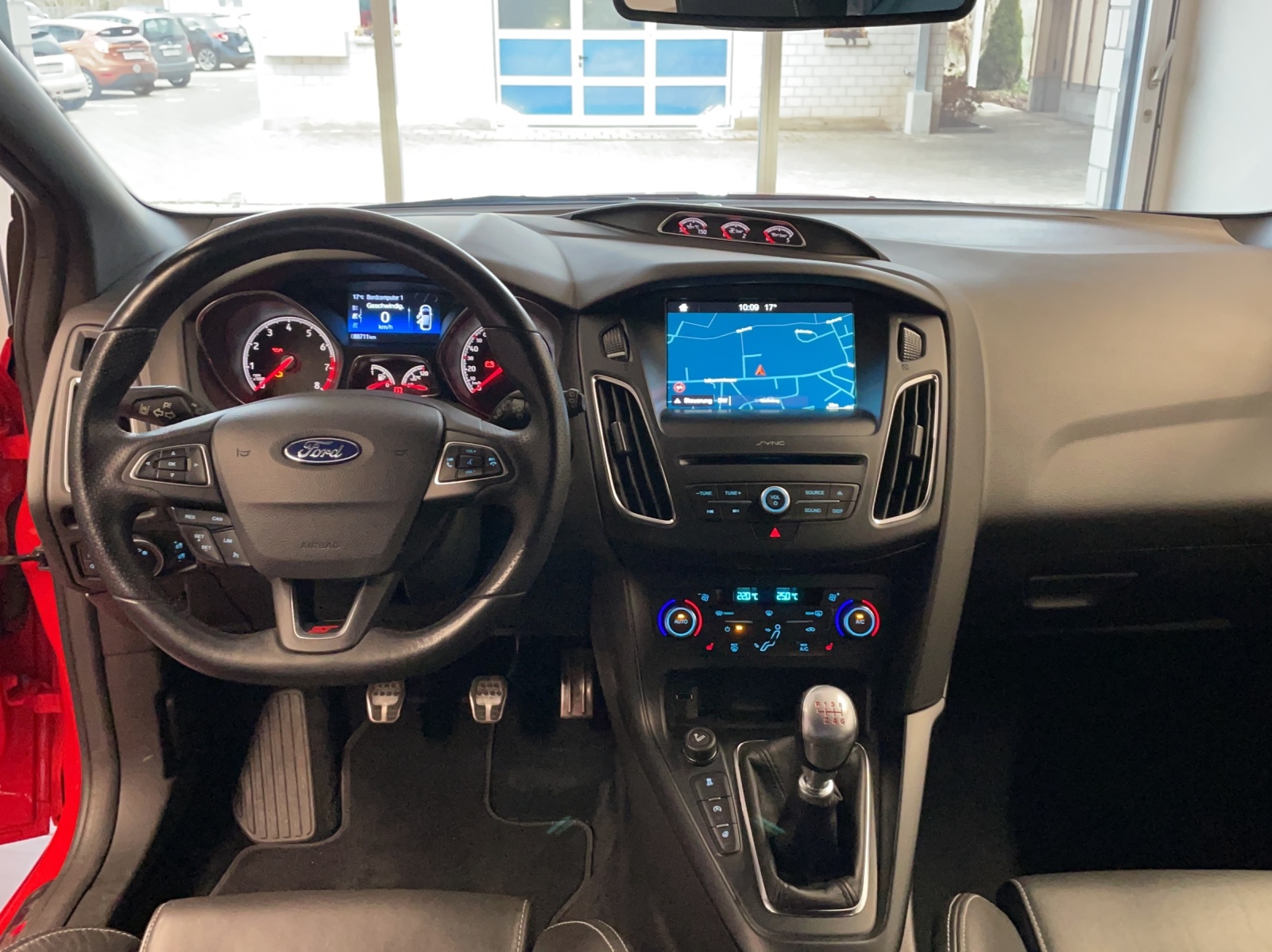 FORD Focus 2.0i EcoB SCTi ST-3 - 7