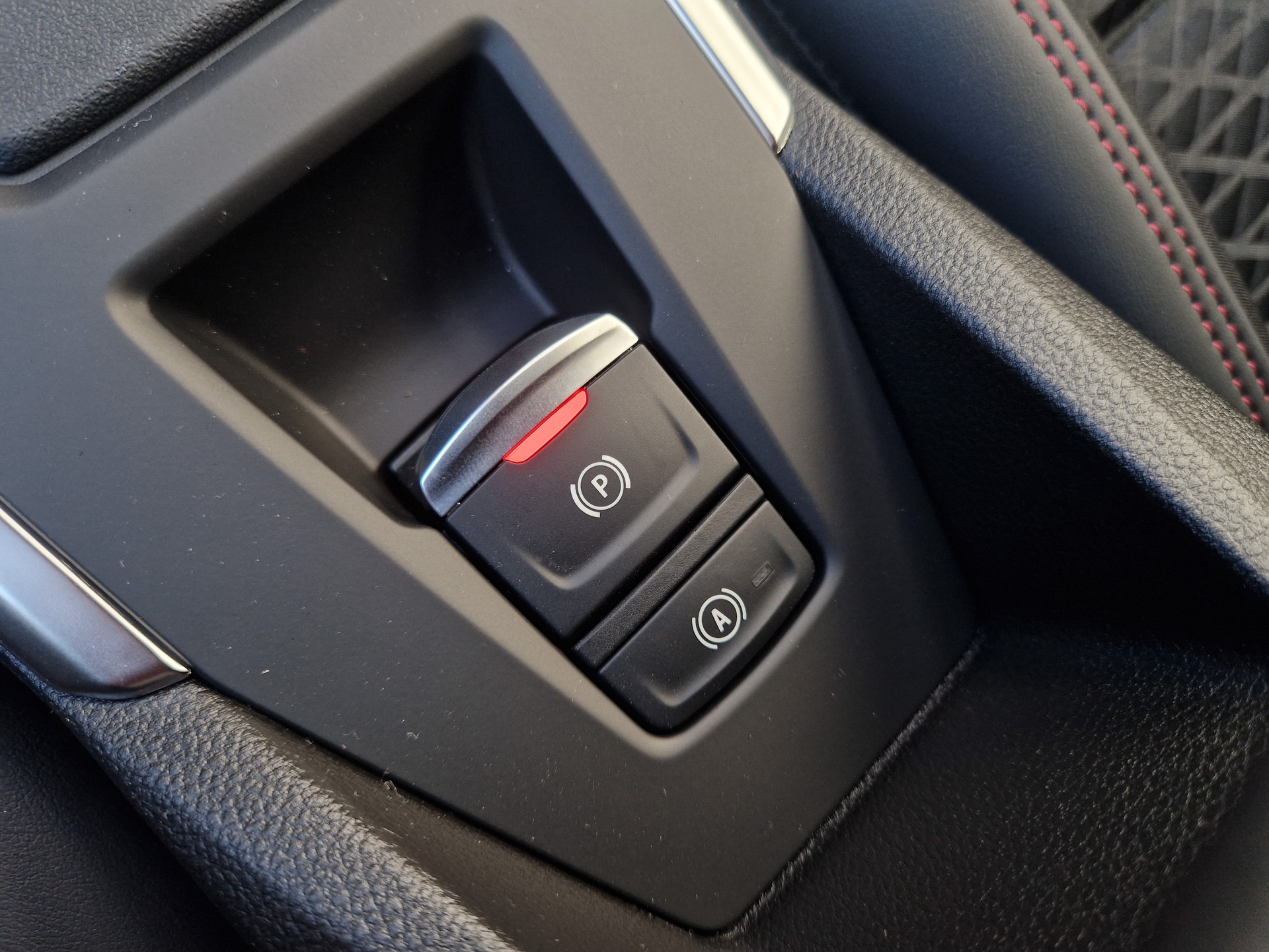 RENAULT Clio 1.8 E-Tech techno - 9