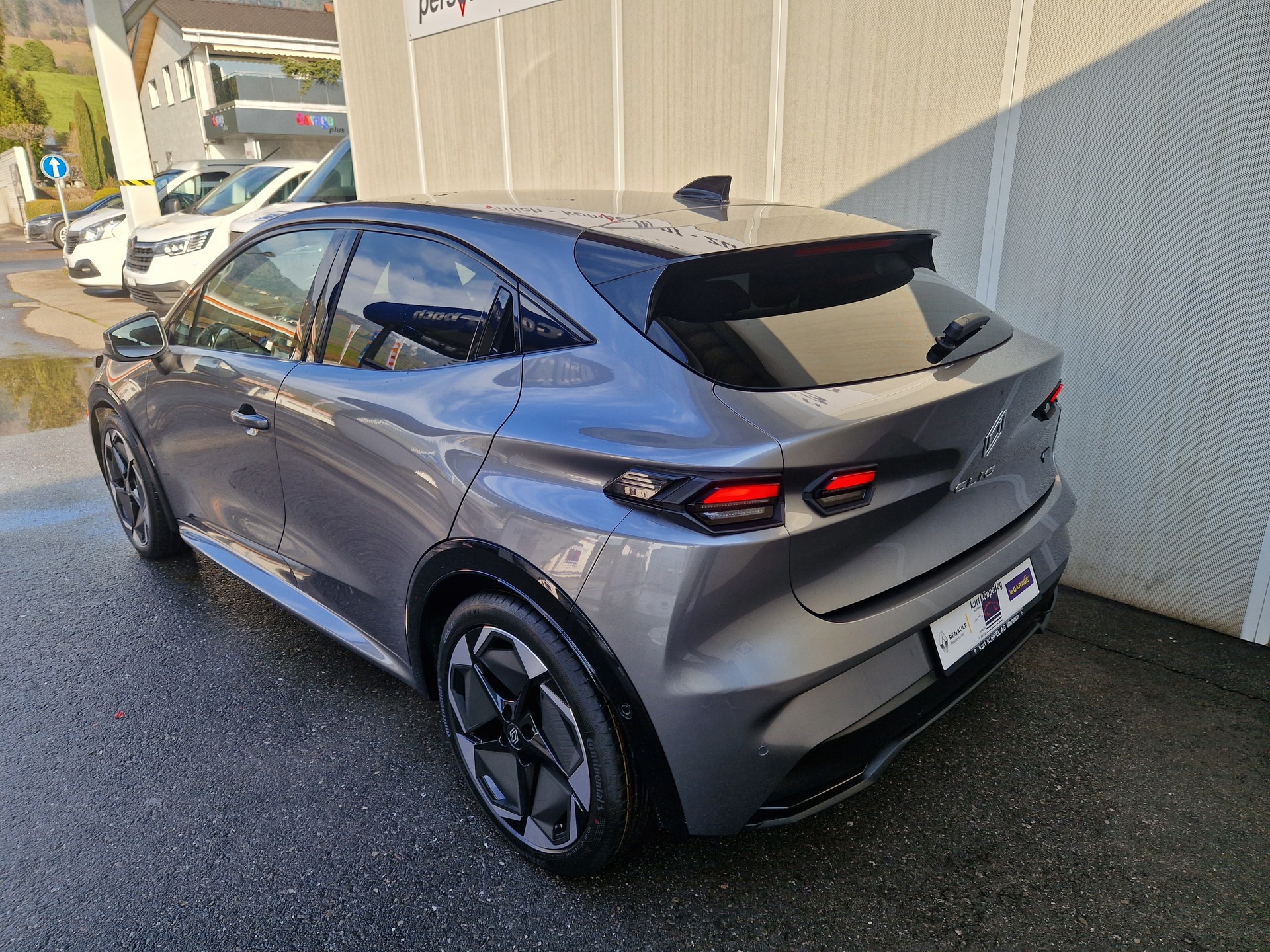 RENAULT Clio 1.8 E-Tech techno - 3