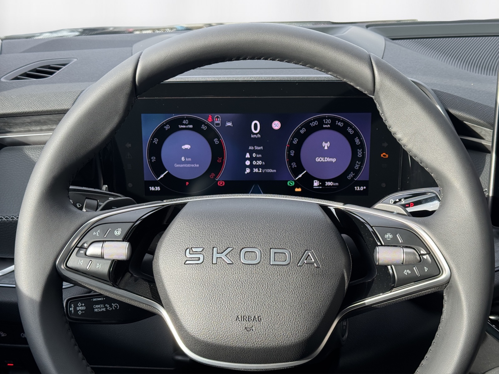 SKODA Kodiaq 2.0 TSI Dynamic 4x4 - 8