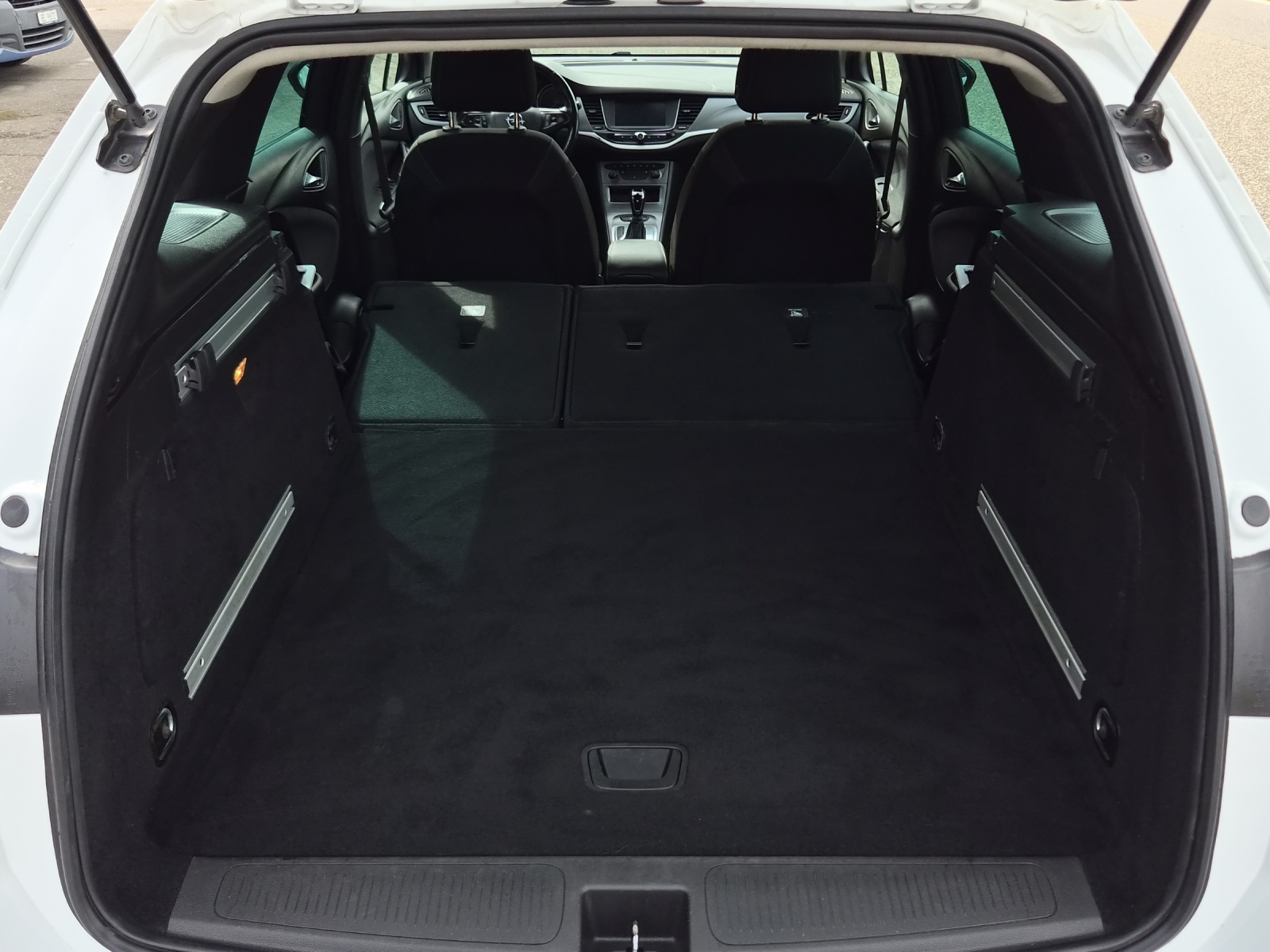 OPEL Astra Sports Tourer 1.4 T Edition S/S - 10