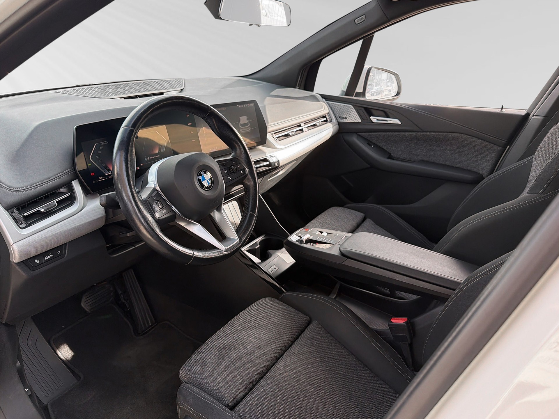 BMW 218d Active Tourer DKG - 4