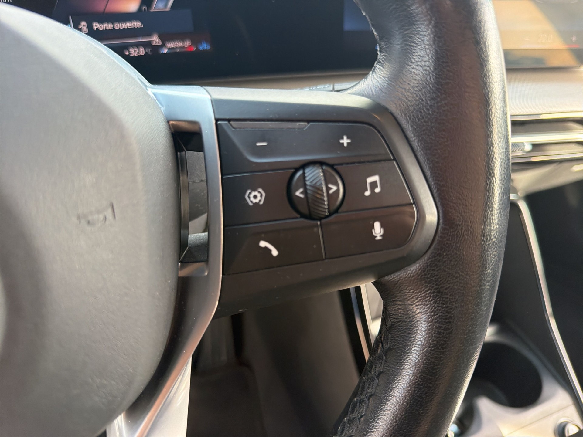 BMW 218d Active Tourer DKG - 15