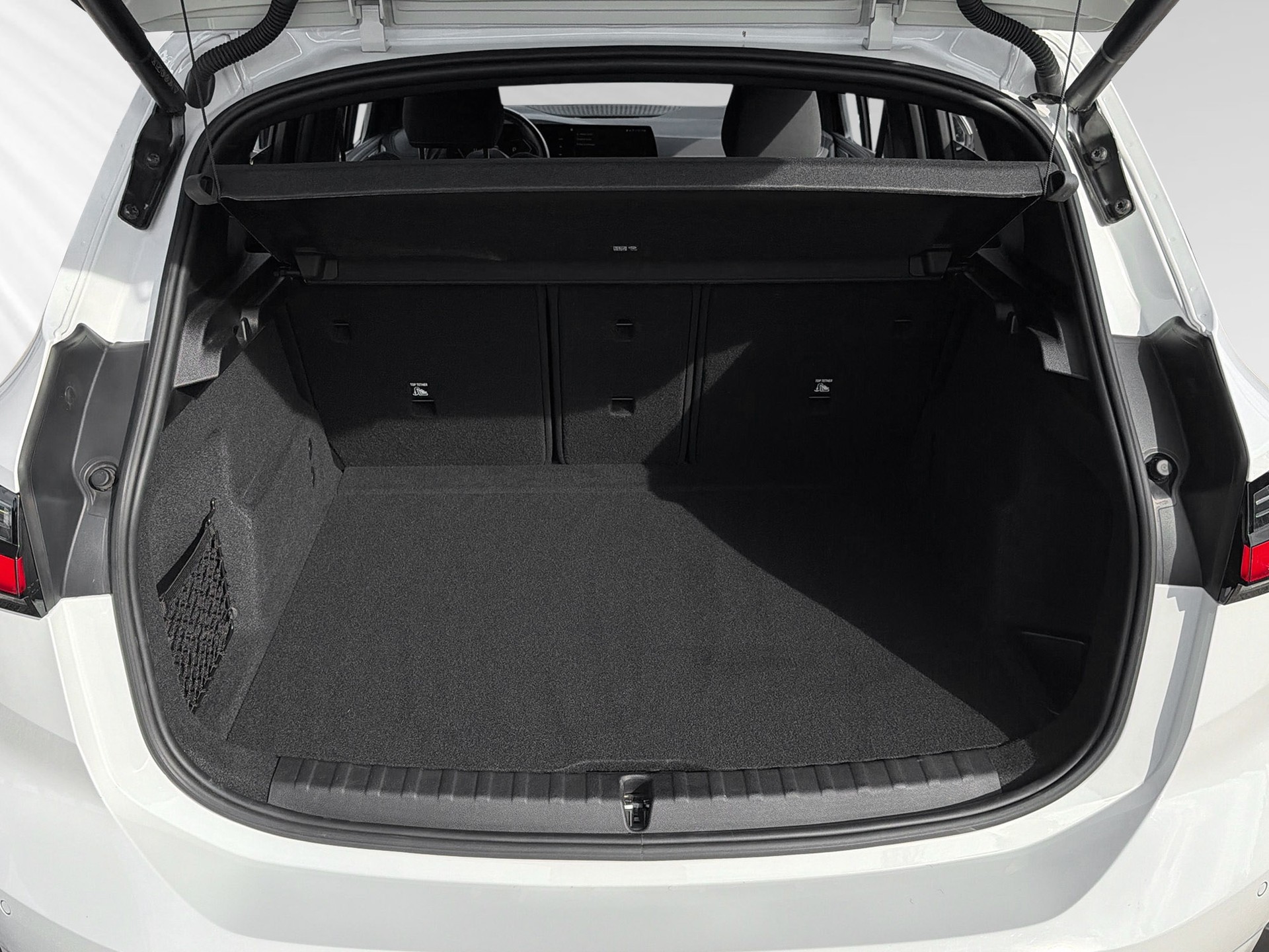 BMW 218d Active Tourer DKG - 8