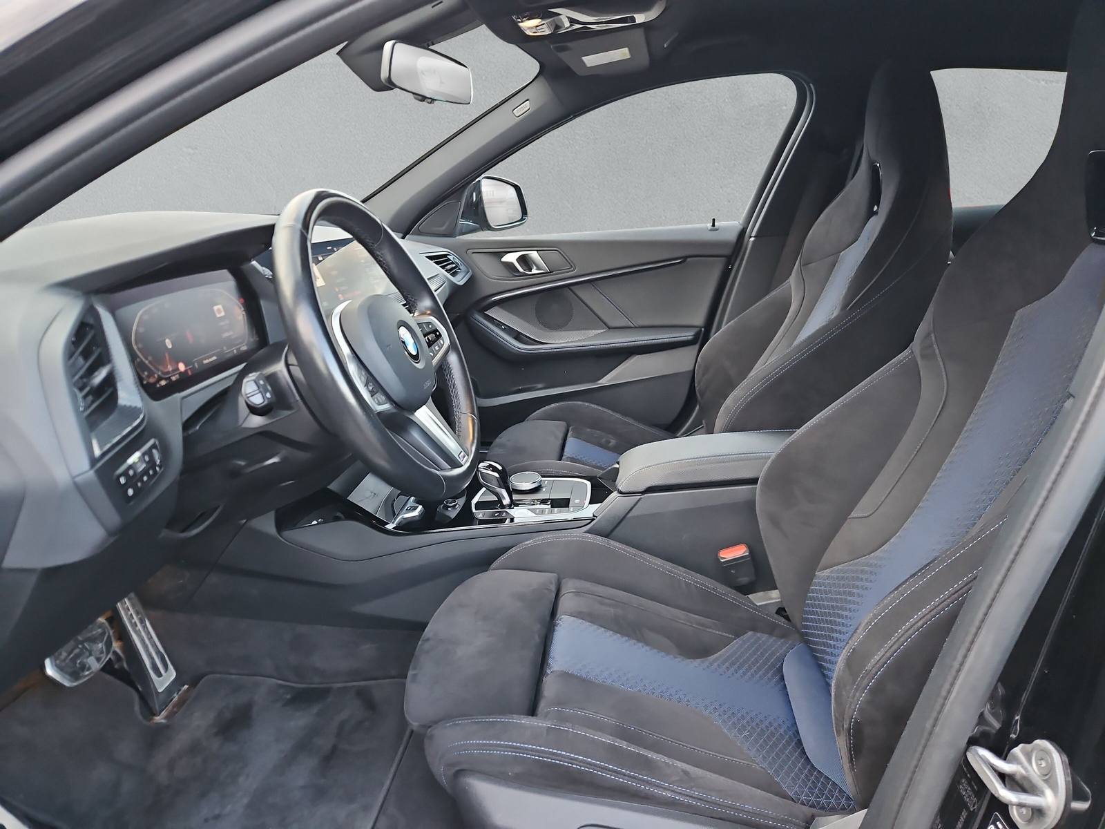 BMW 118i Steptronic - 11