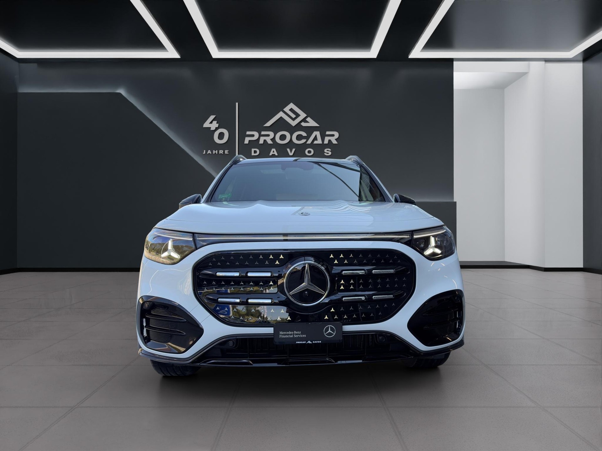 MERCEDES-BENZ GLB 350 4matic - 3
