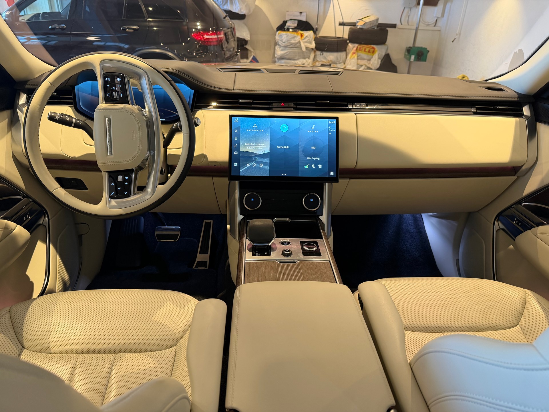 LAND ROVER Range Rover 4.4 V8 Autobiography - 15
