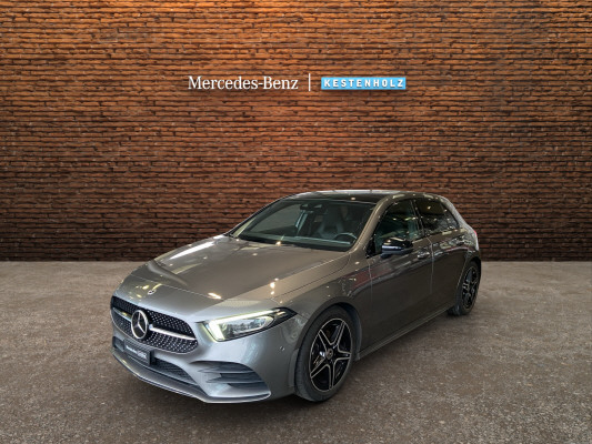 MERCEDES-BENZ A 180 Night Star AMG Line