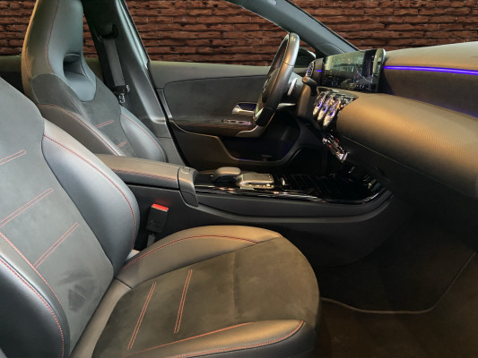 MERCEDES-BENZ A 180 Night Star AMG Line - 12