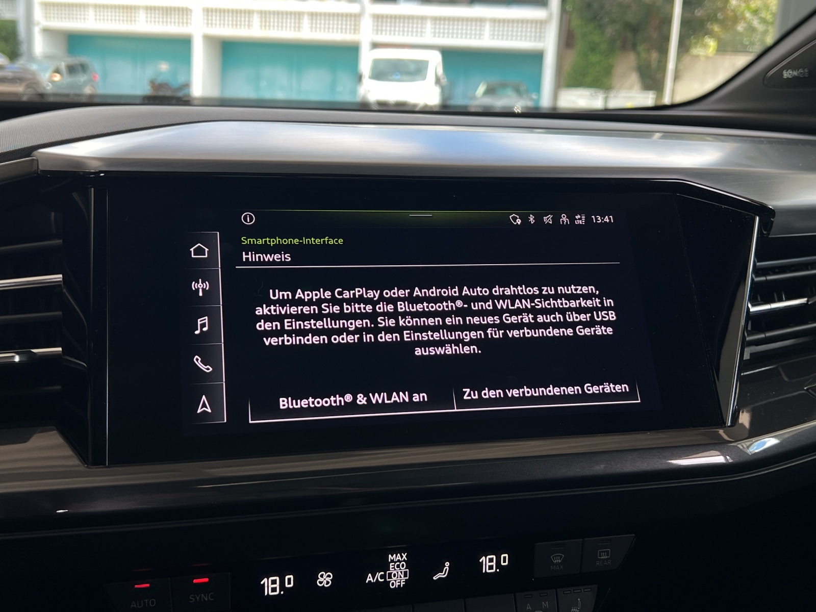 AUDI Q4 e-tron 50 quattro - 17