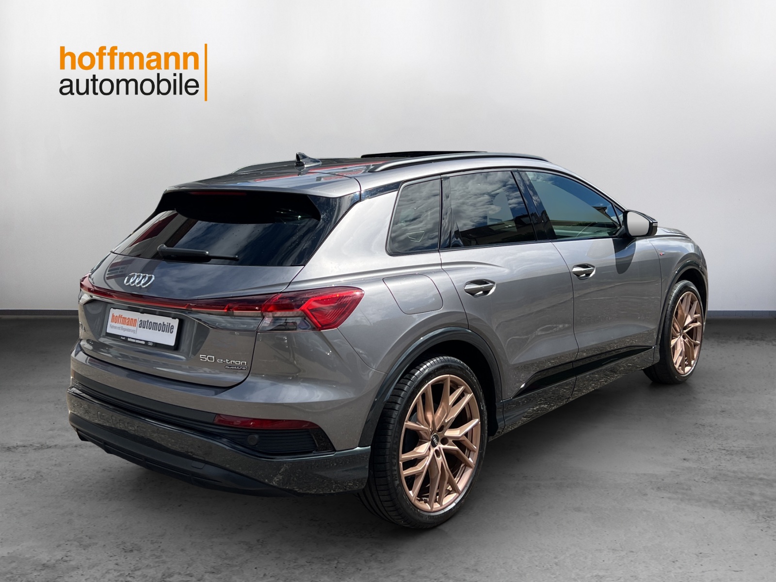 AUDI Q4 e-tron 50 quattro - 4