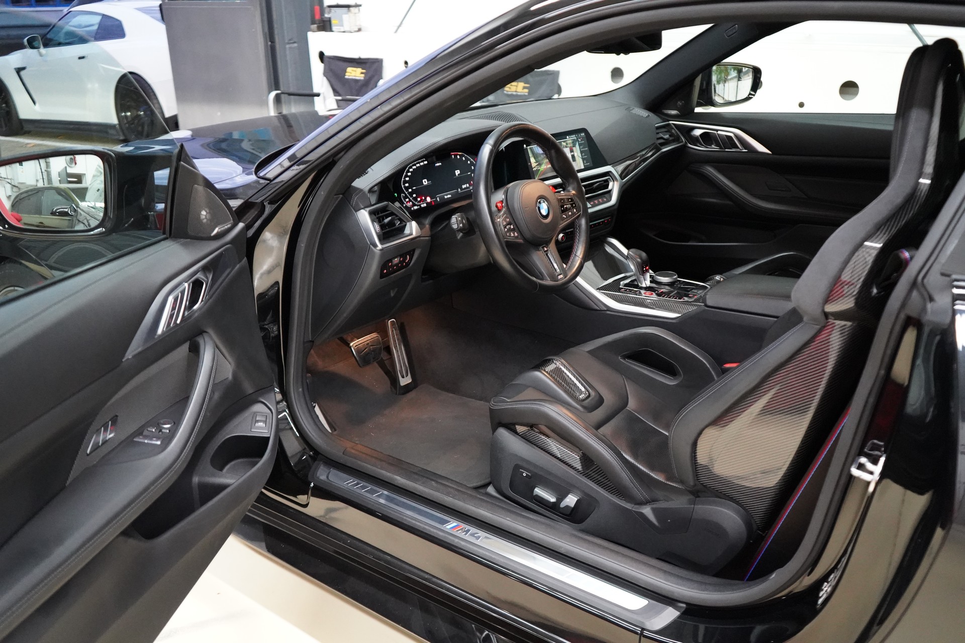 BMW M4 Coupé Competition M xDrive / M-Carbon Schalensitze ** - 17