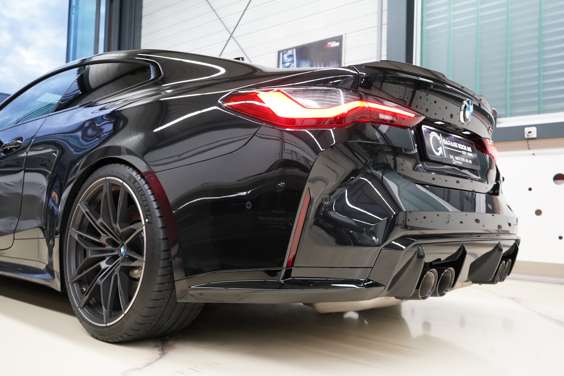 BMW M4 Coupé Competition M xDrive / M-Carbon Schalensitze ** - 7