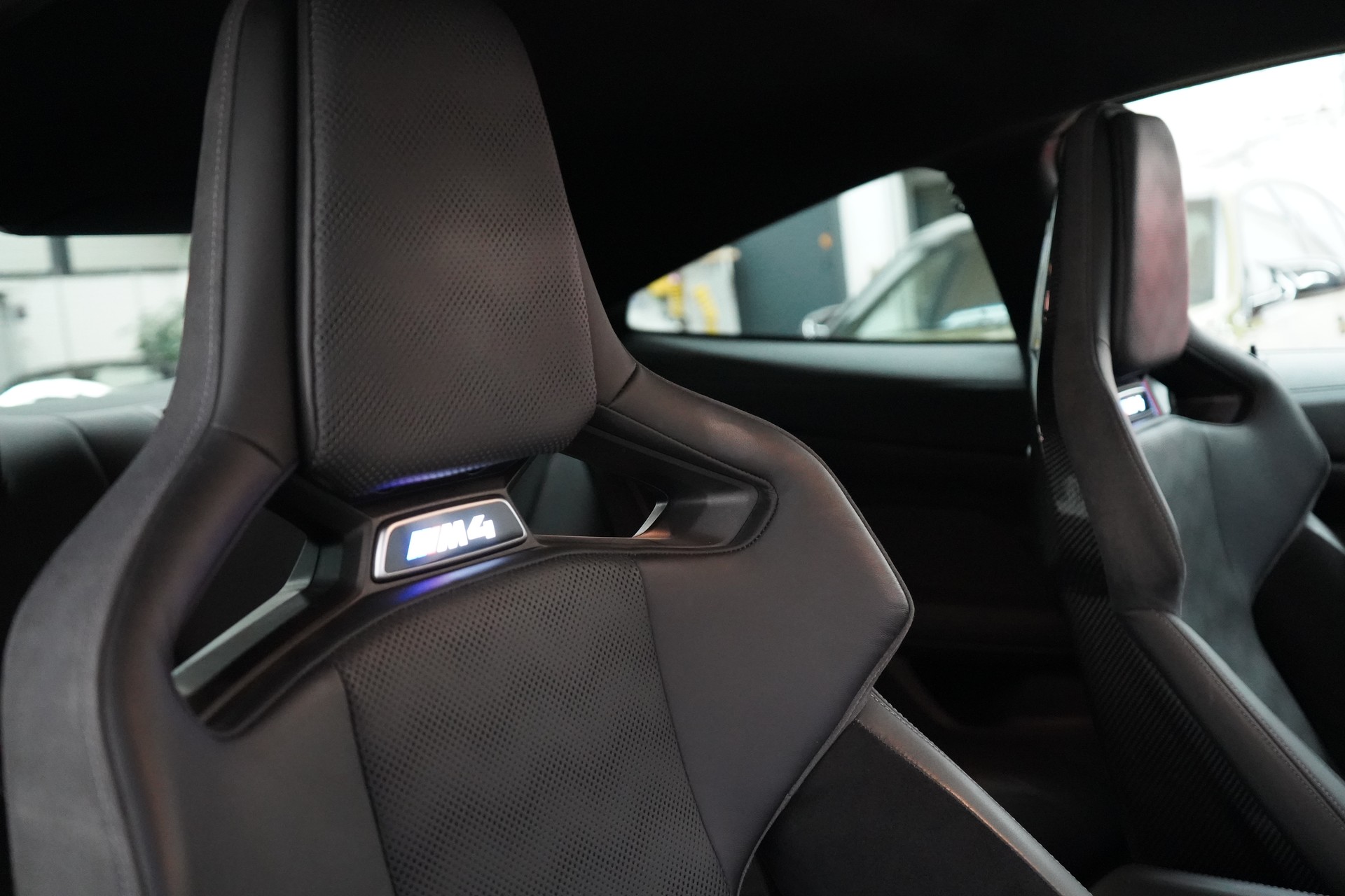 BMW M4 Coupé Competition M xDrive / M-Carbon Schalensitze ** - 30