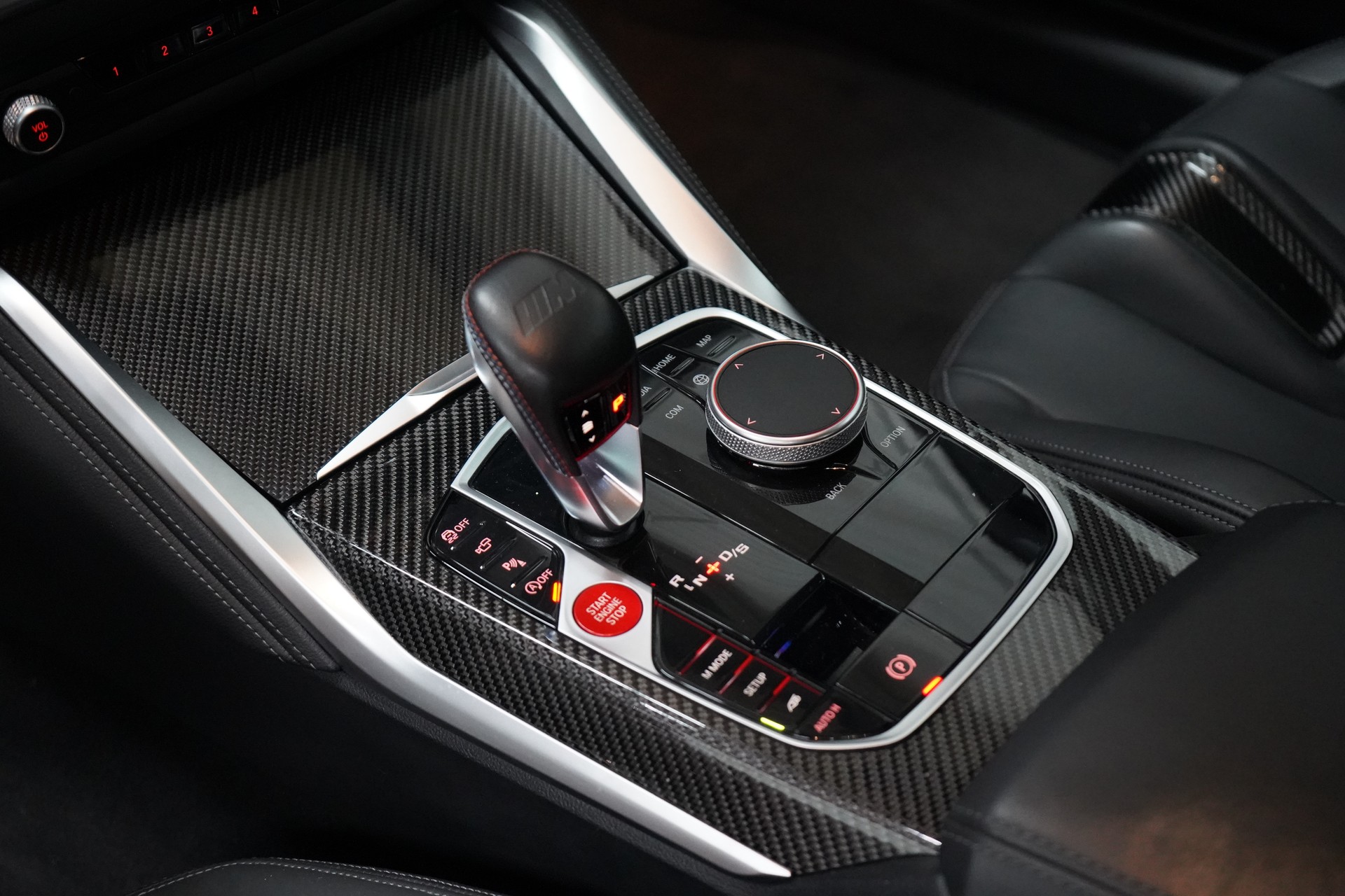 BMW M4 Coupé Competition M xDrive / M-Carbon Schalensitze ** - 21