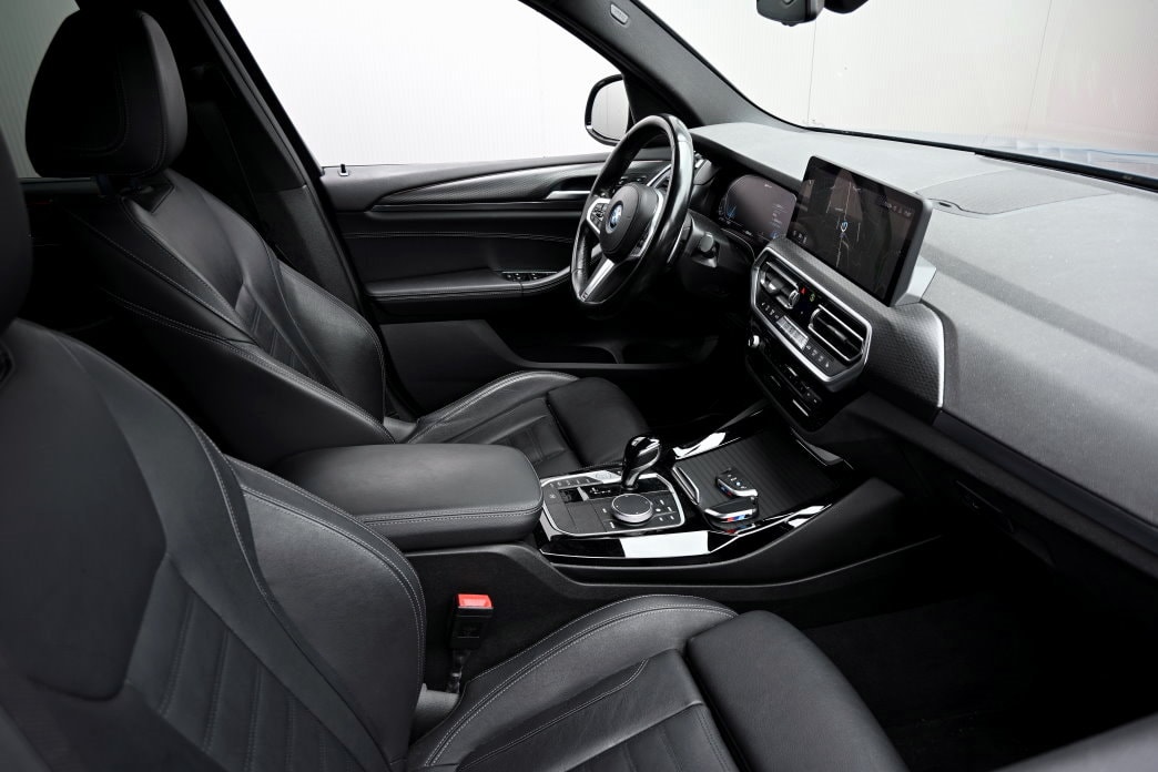 BMW X3 xDrive 30e M Sport Facelift - 5