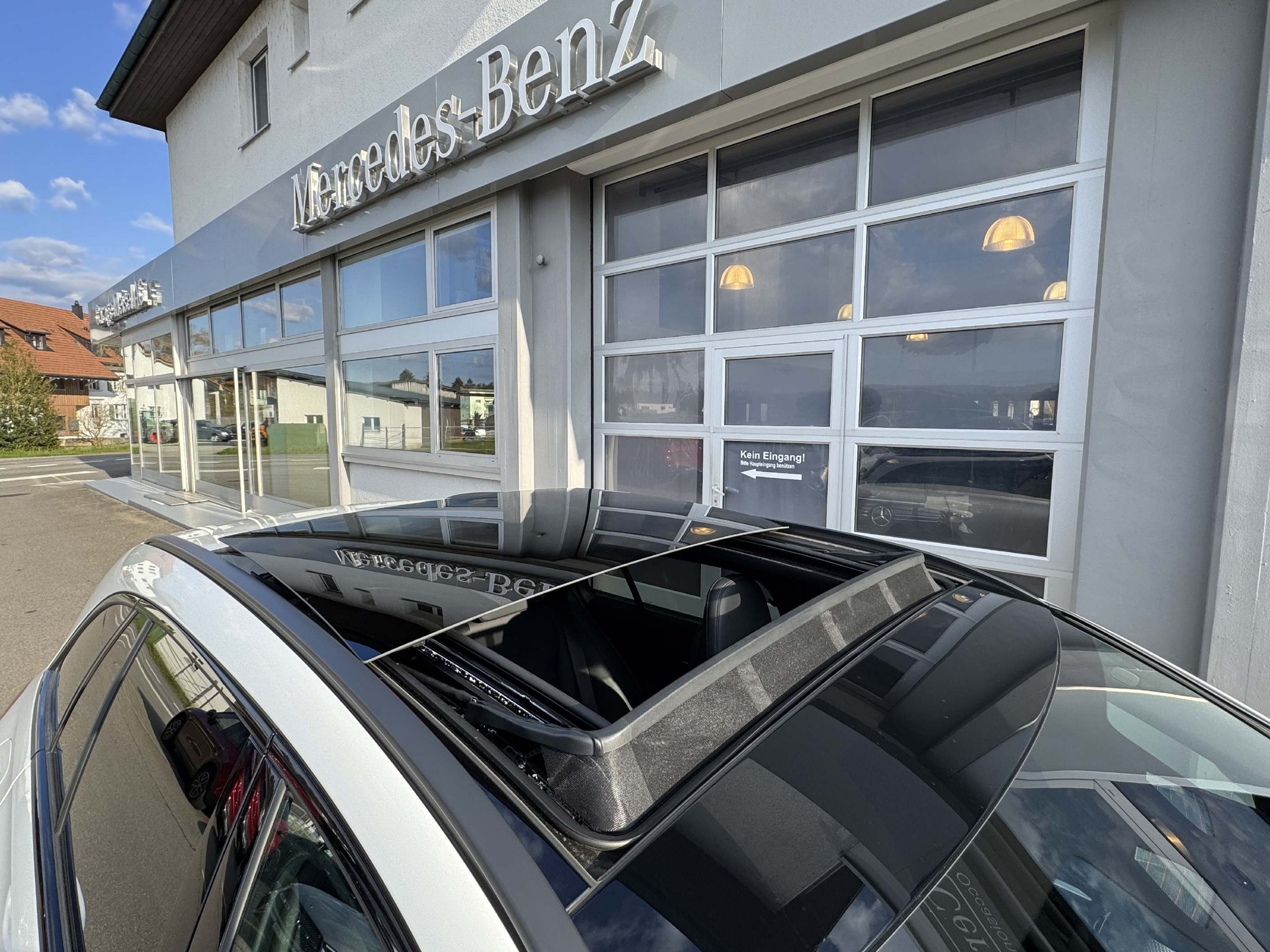 MERCEDES-BENZ C 300 de AMG-Line 4Matic Kombi - 12