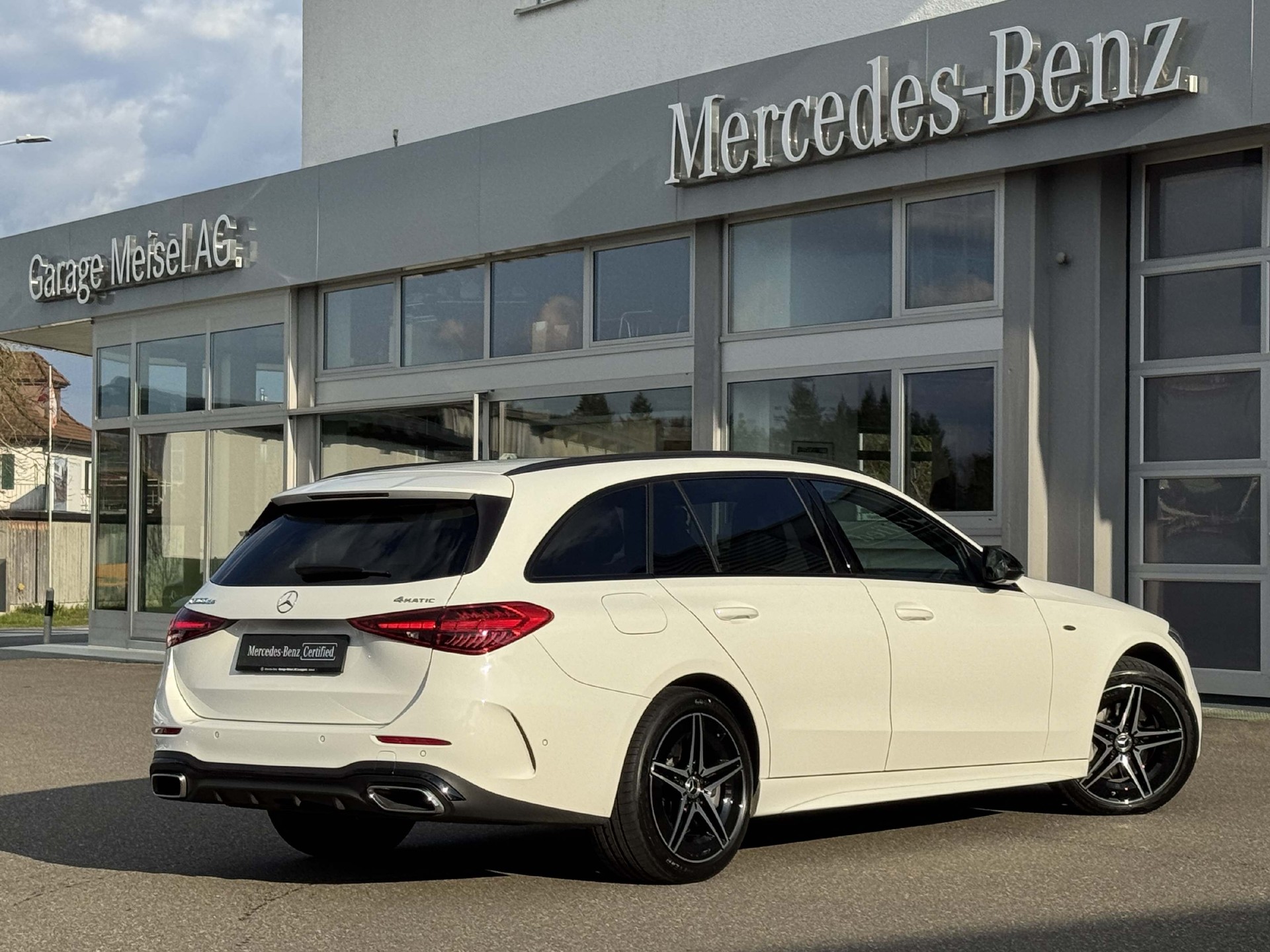 MERCEDES-BENZ C 300 de AMG-Line 4Matic Kombi - 3