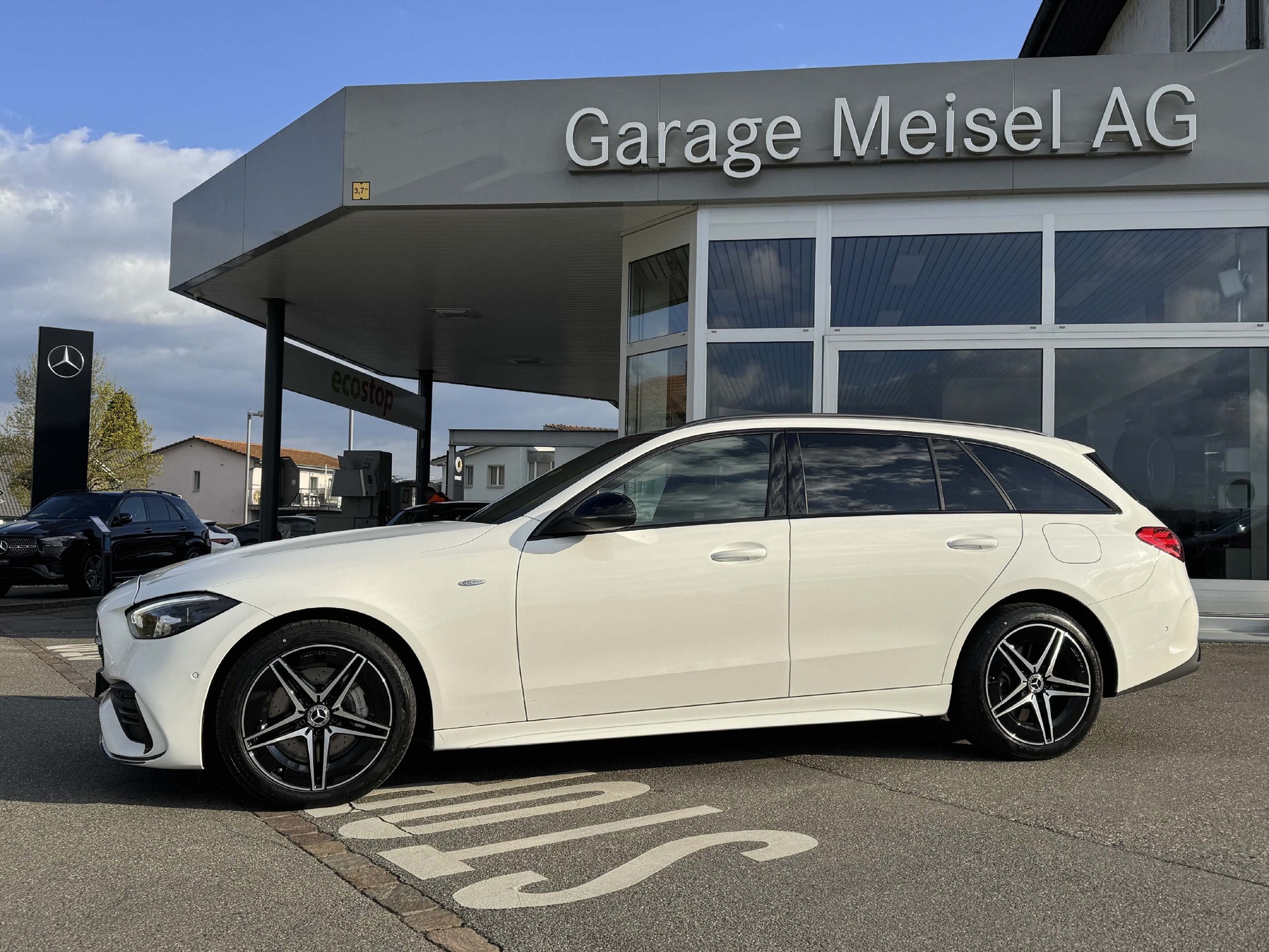 MERCEDES-BENZ C 300 de AMG-Line 4Matic Kombi - 6
