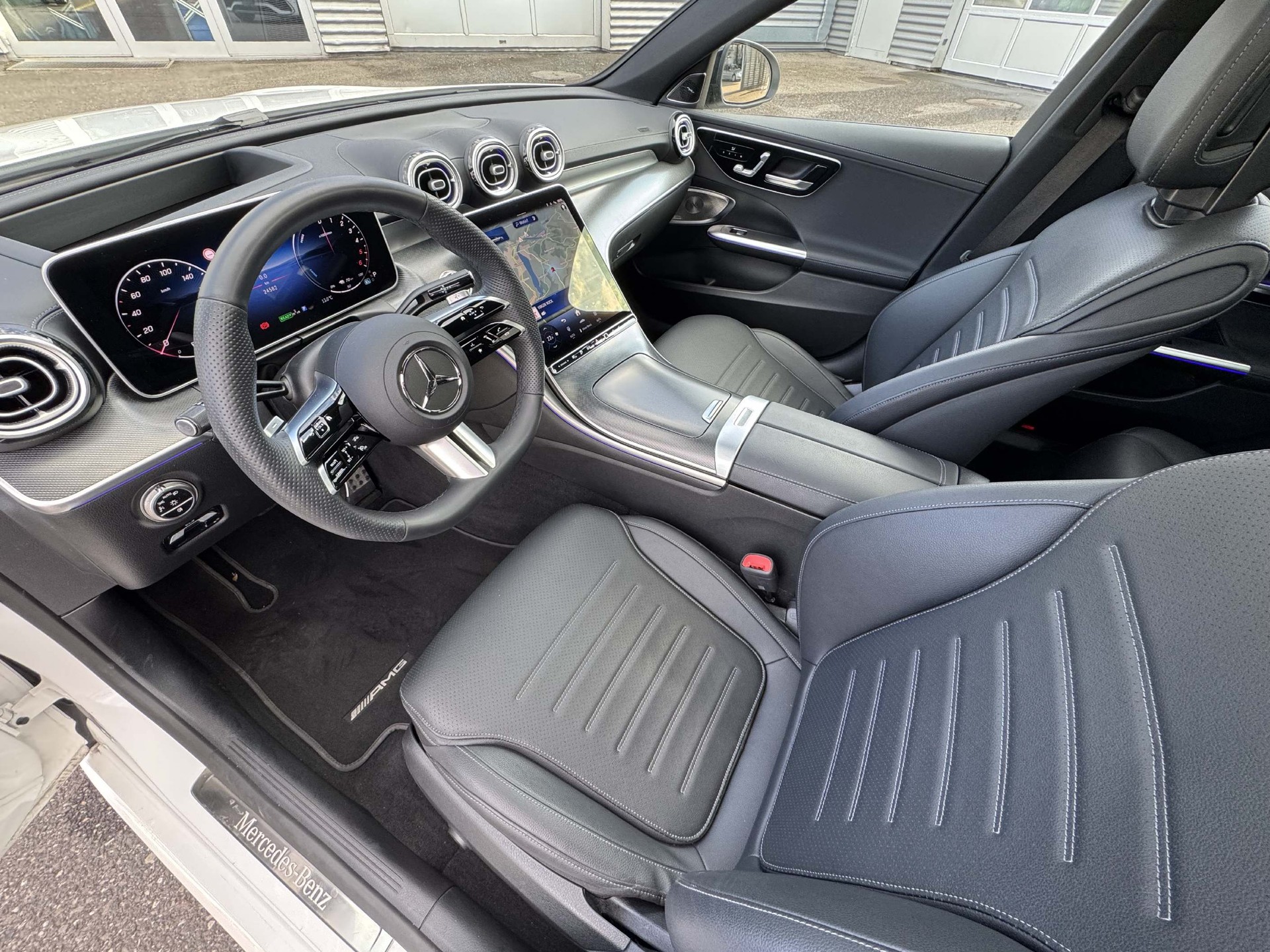 MERCEDES-BENZ C 300 de AMG-Line 4Matic Kombi - 7