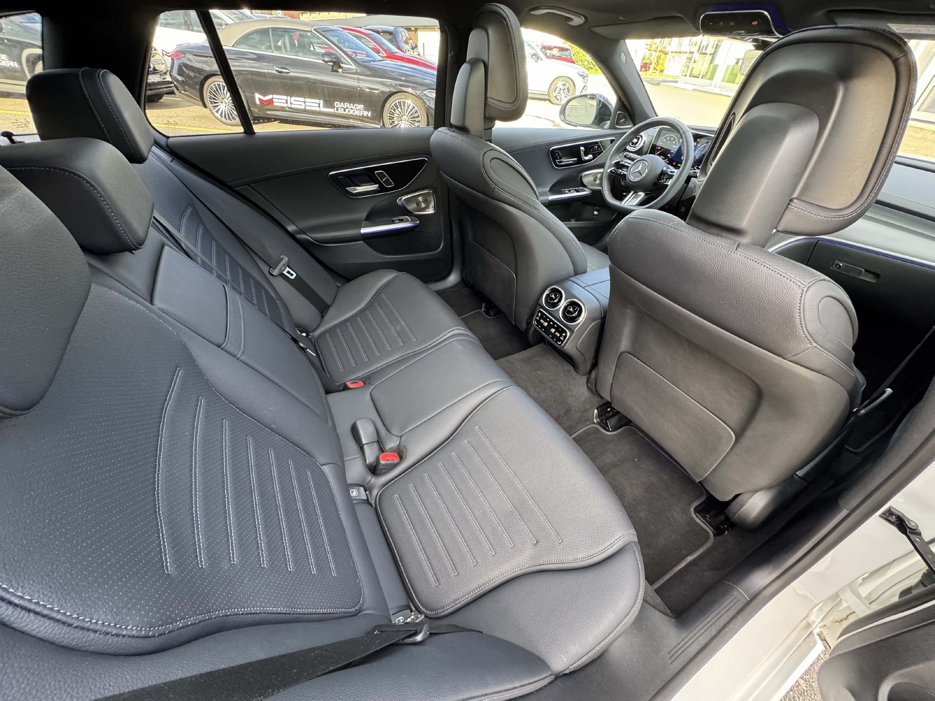 MERCEDES-BENZ C 300 de AMG-Line 4Matic Kombi - 10