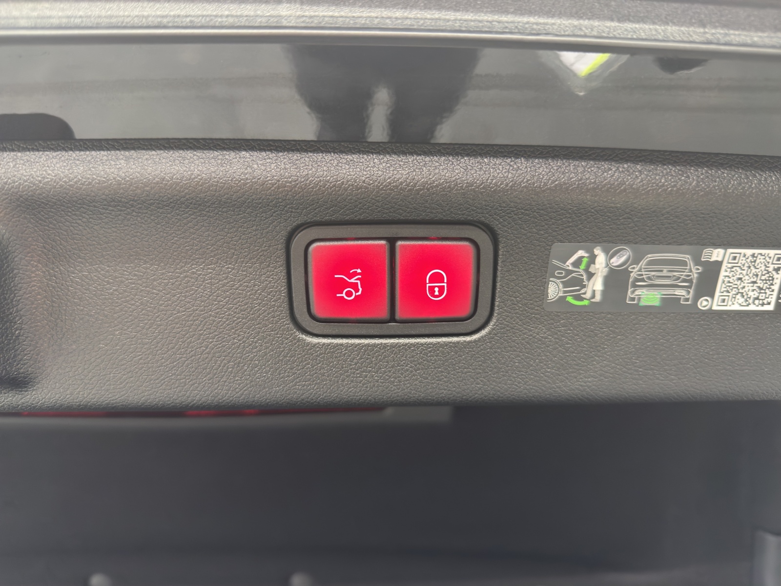 MERCEDES-BENZ C 400 4Matic elektrisch - 12