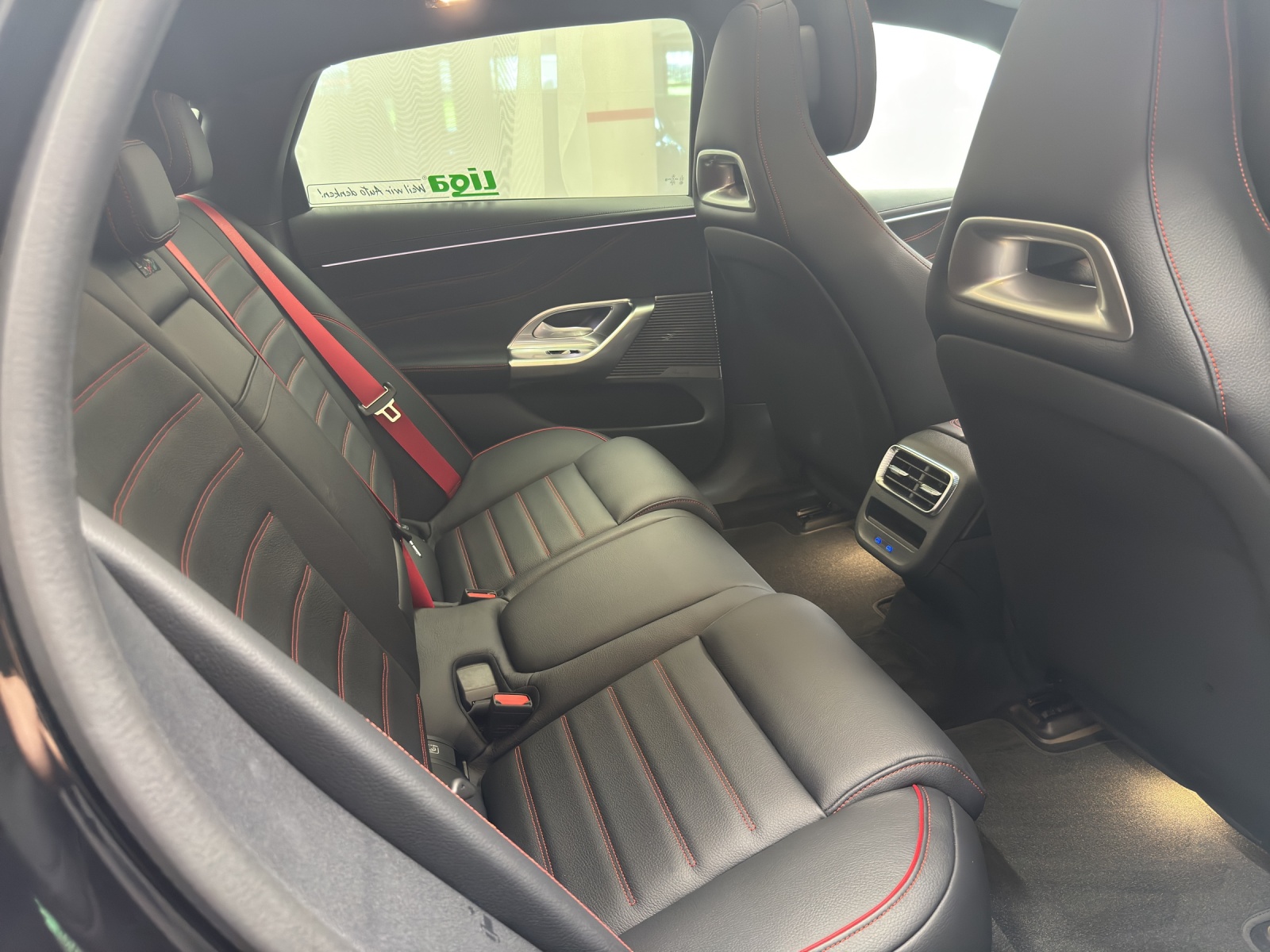 MERCEDES-BENZ C 400 4Matic elektrisch - 10