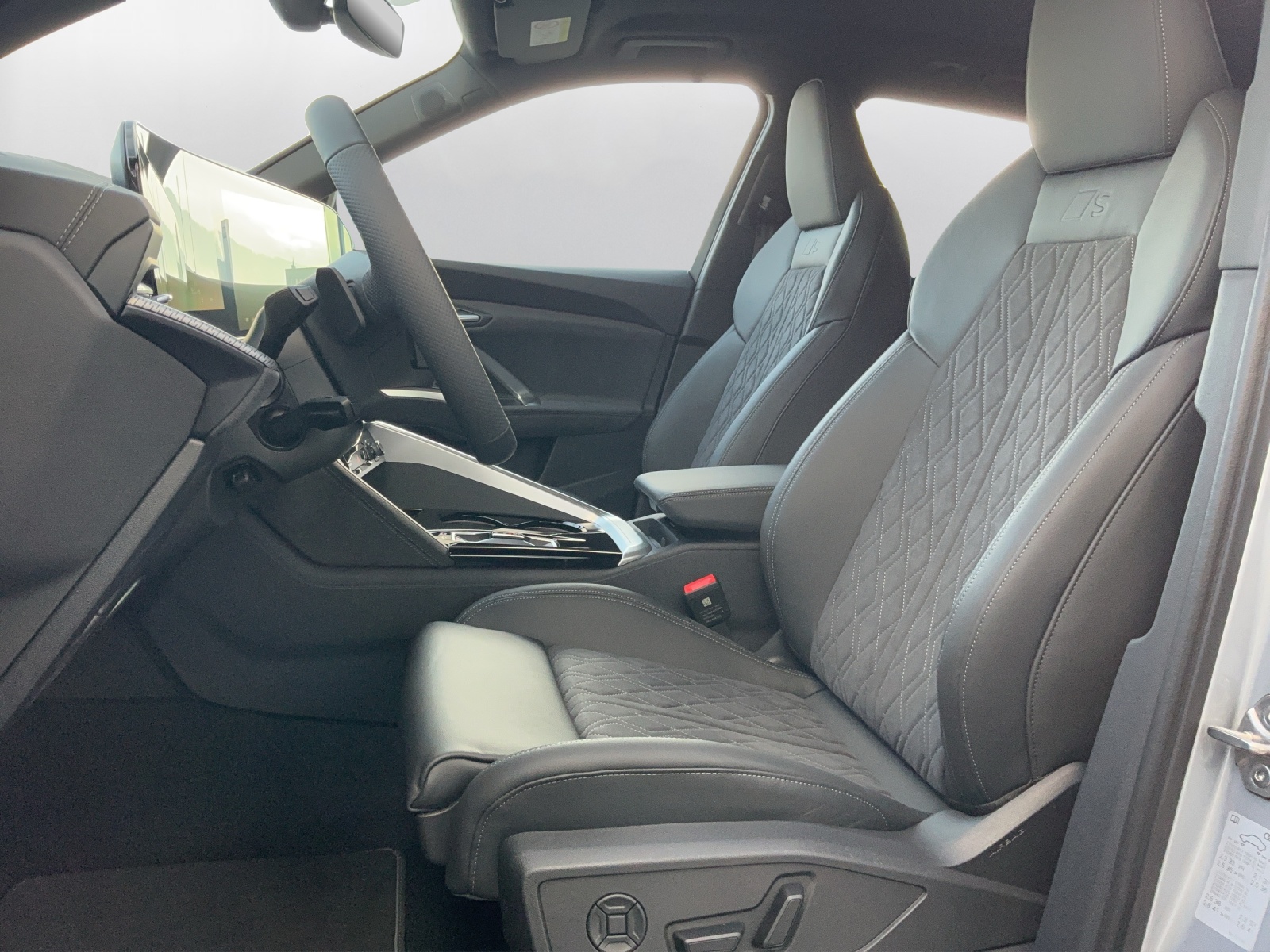 AUDI Q5 TFSI quatto 150 kW S-tronic - 10